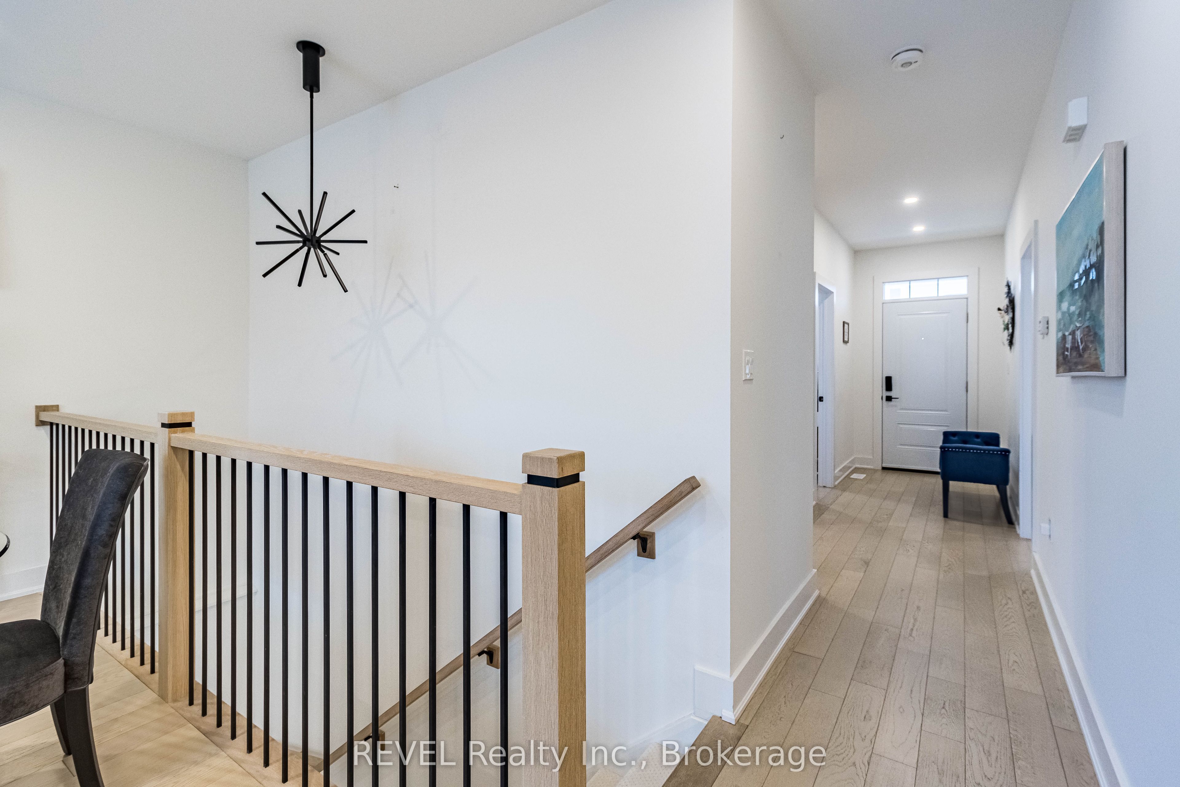 18 Princeton Common Street Property Photo 6