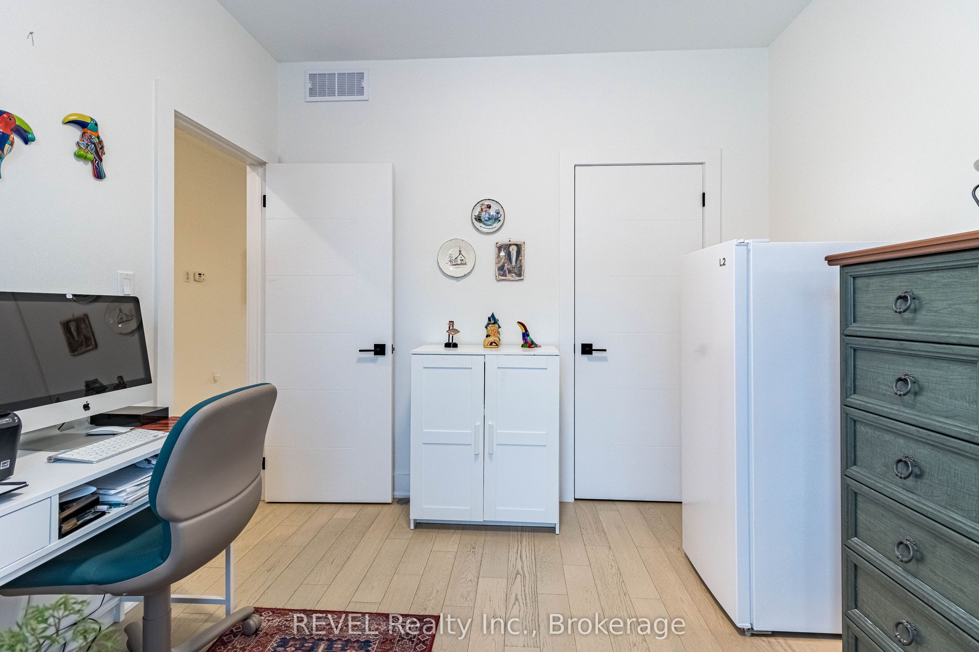 18 Princeton Common Street Property Photo 24