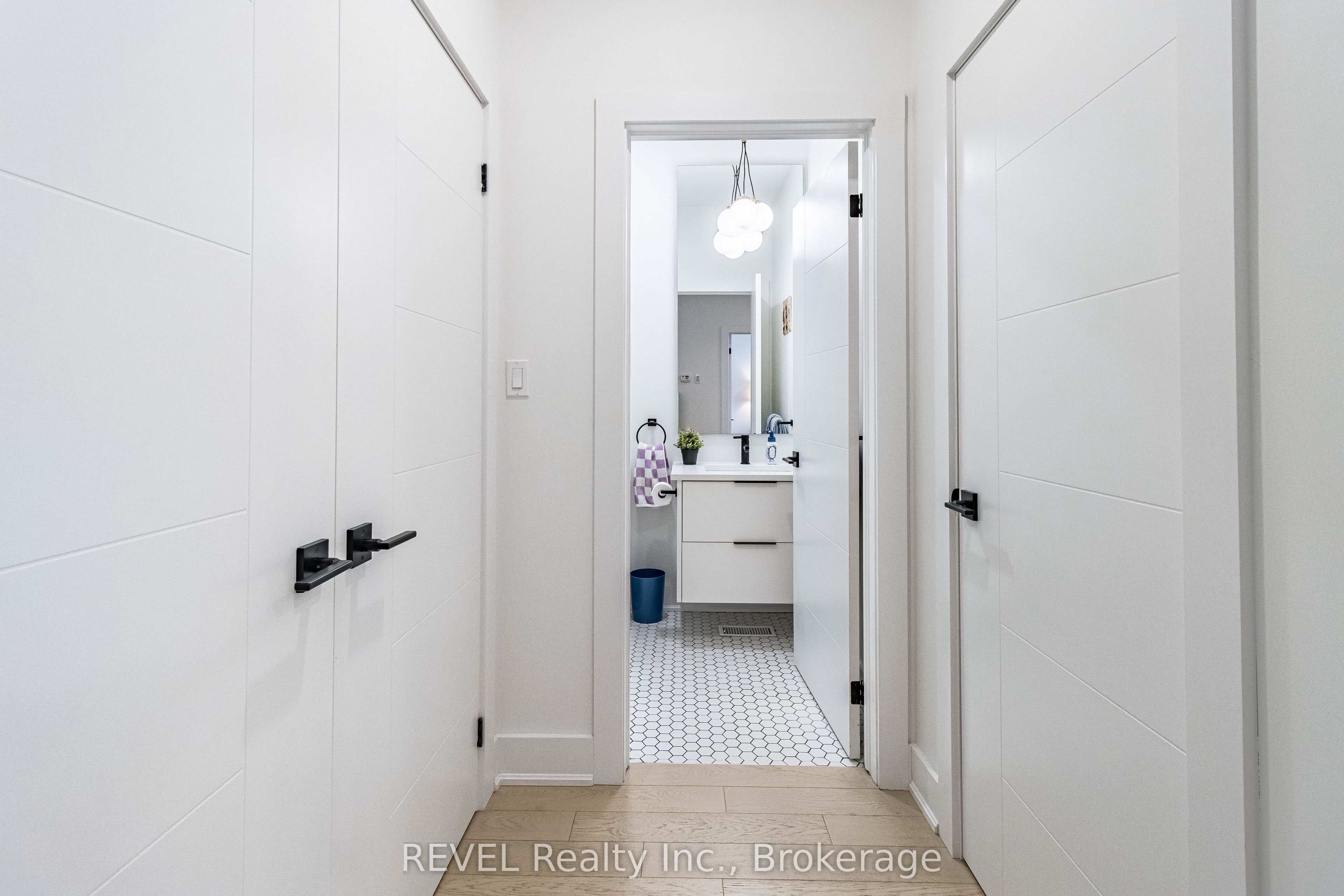 18 Princeton Common Street Property Photo 25