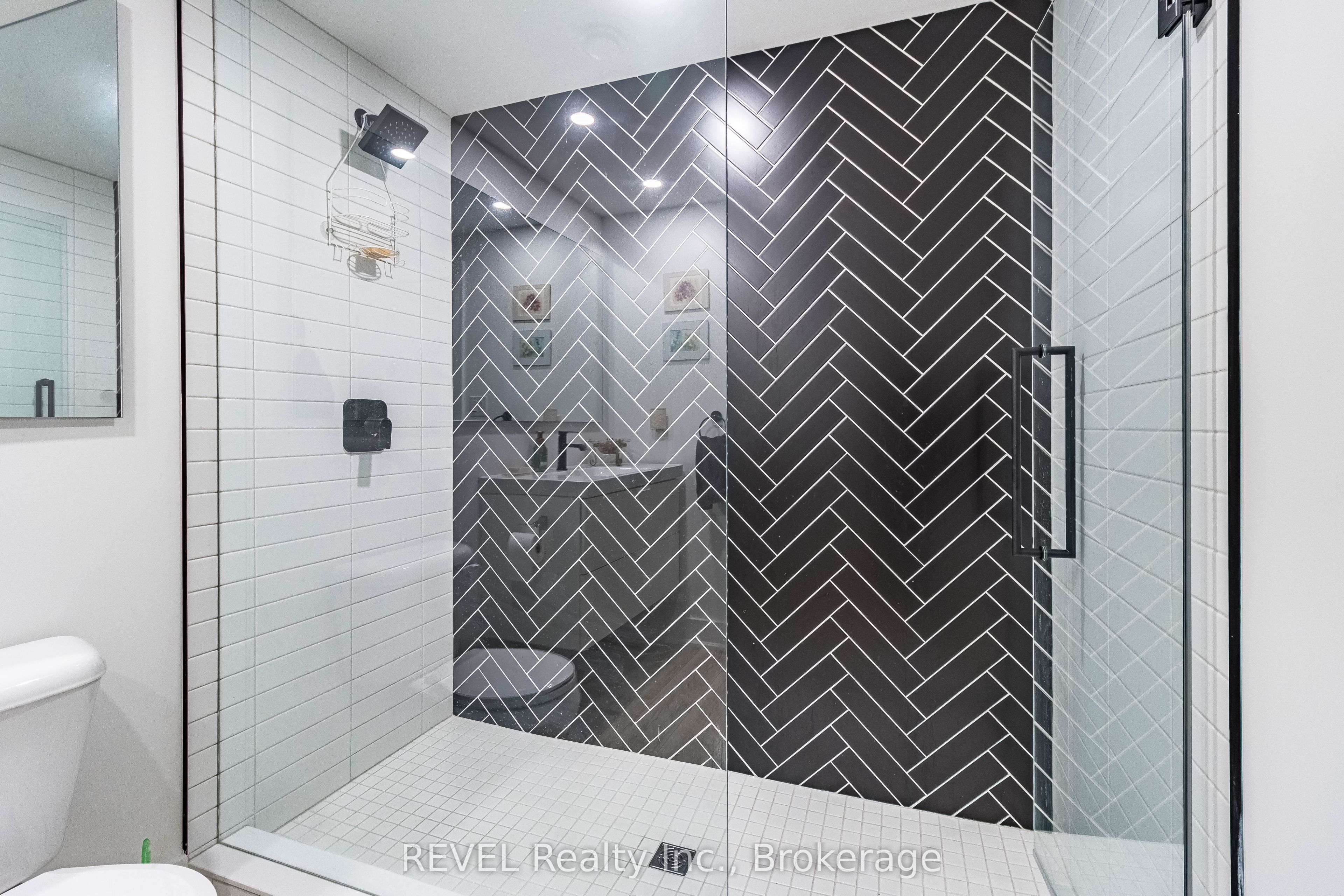 18 Princeton Common Street Property Photo 39