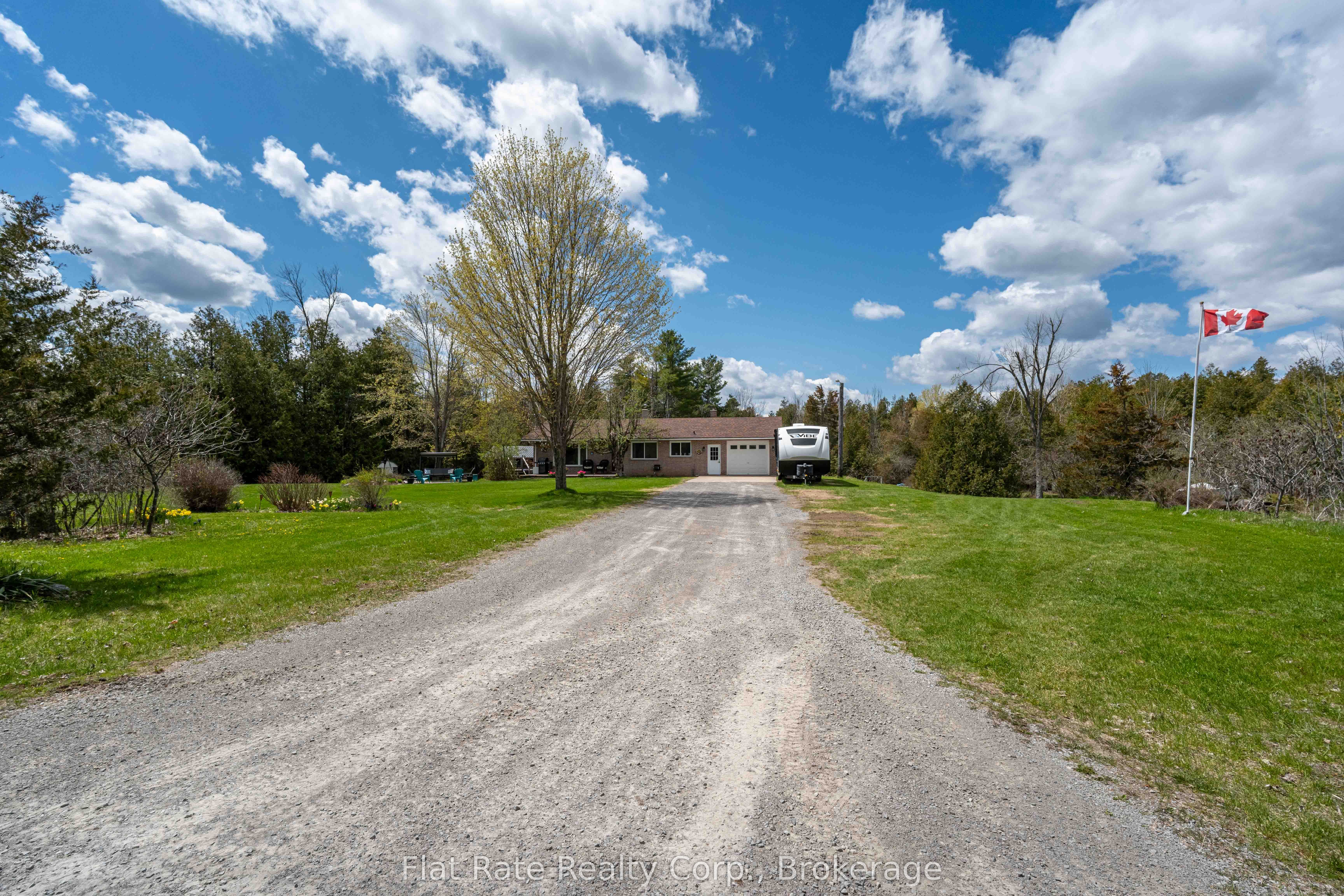 2086 Mccrackens Landing Road Property Photo 5