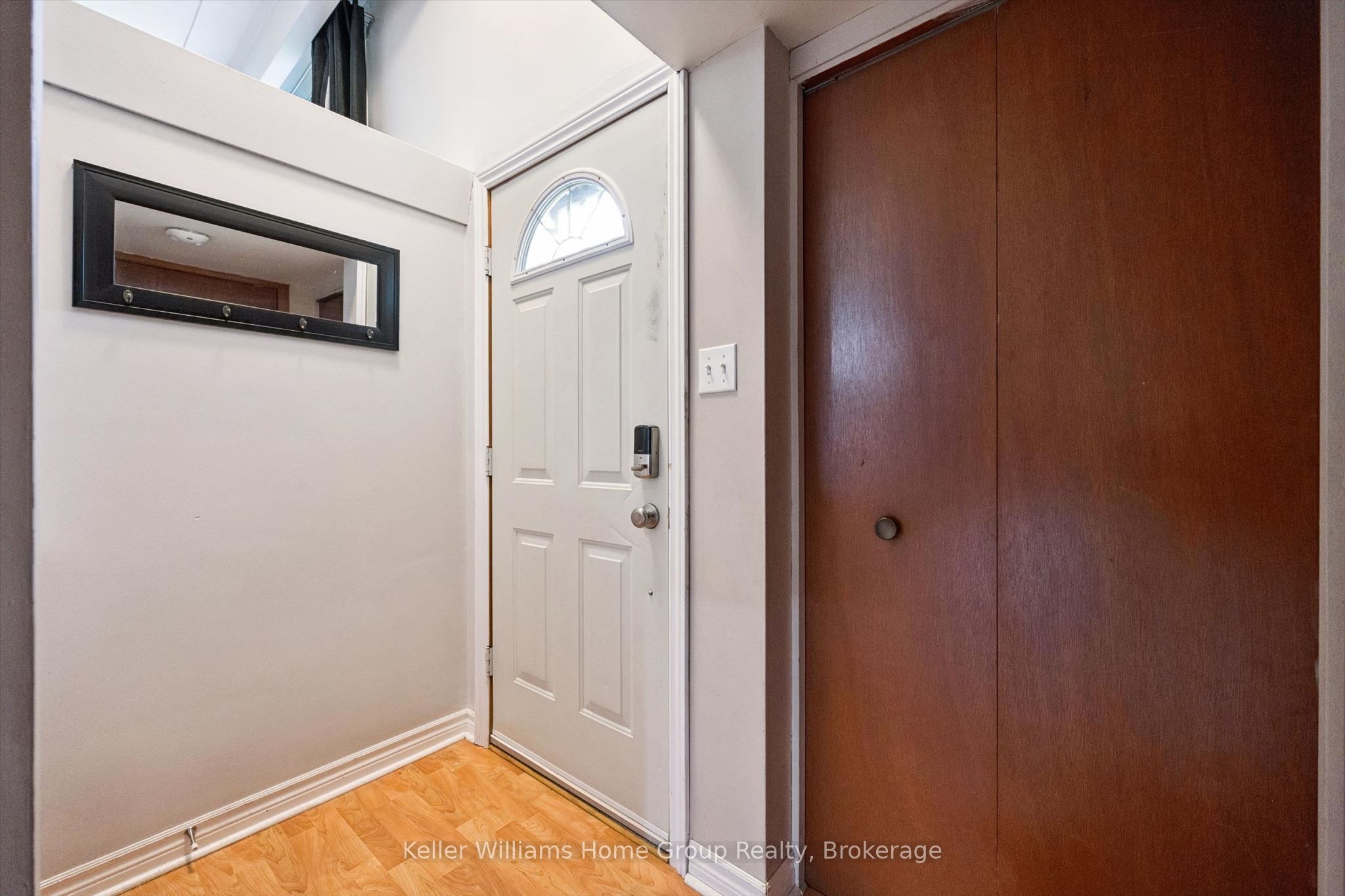 51 Lonsdale Drive Property Photo 6