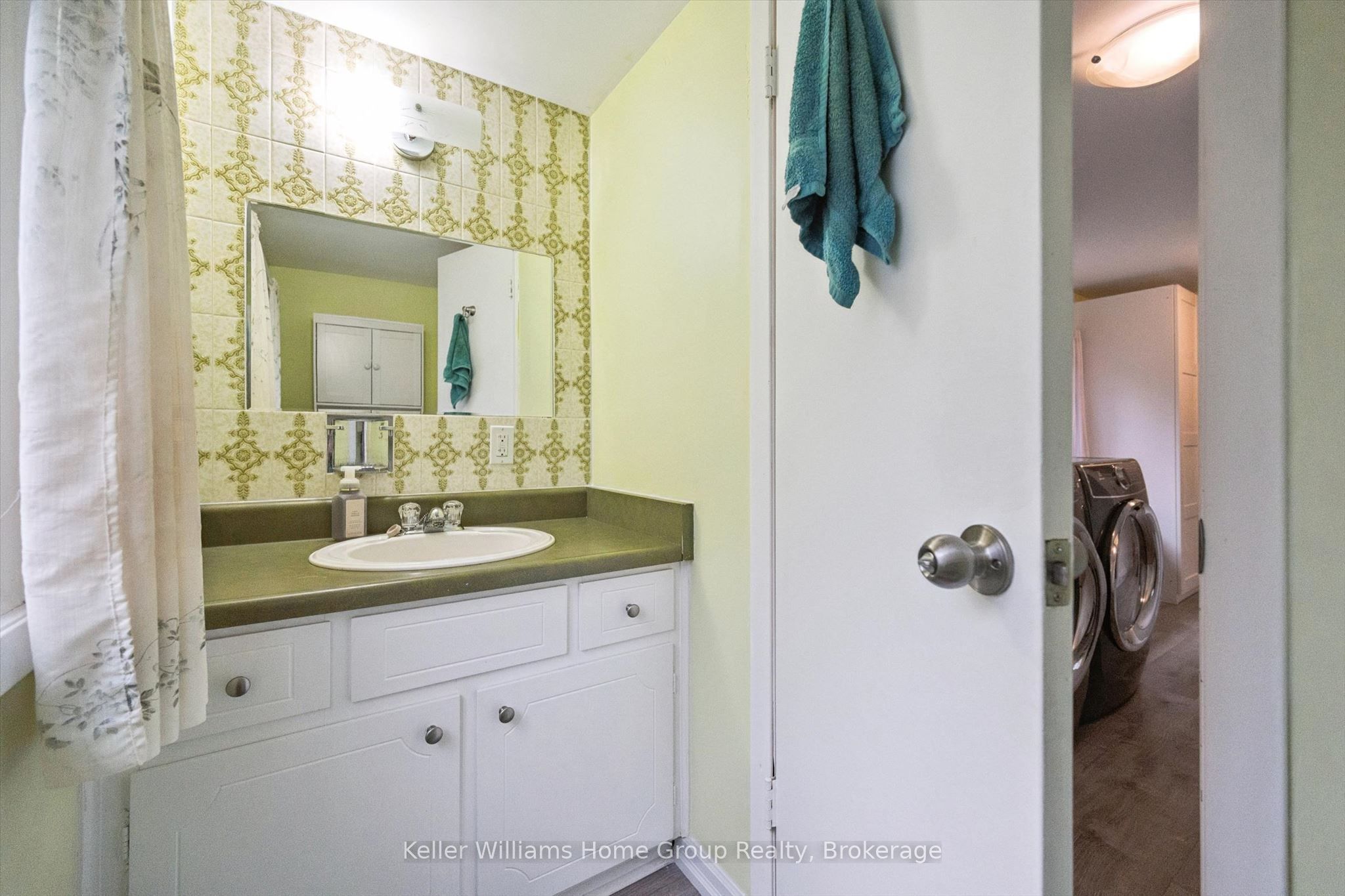 51 Lonsdale Drive Property Photo 17