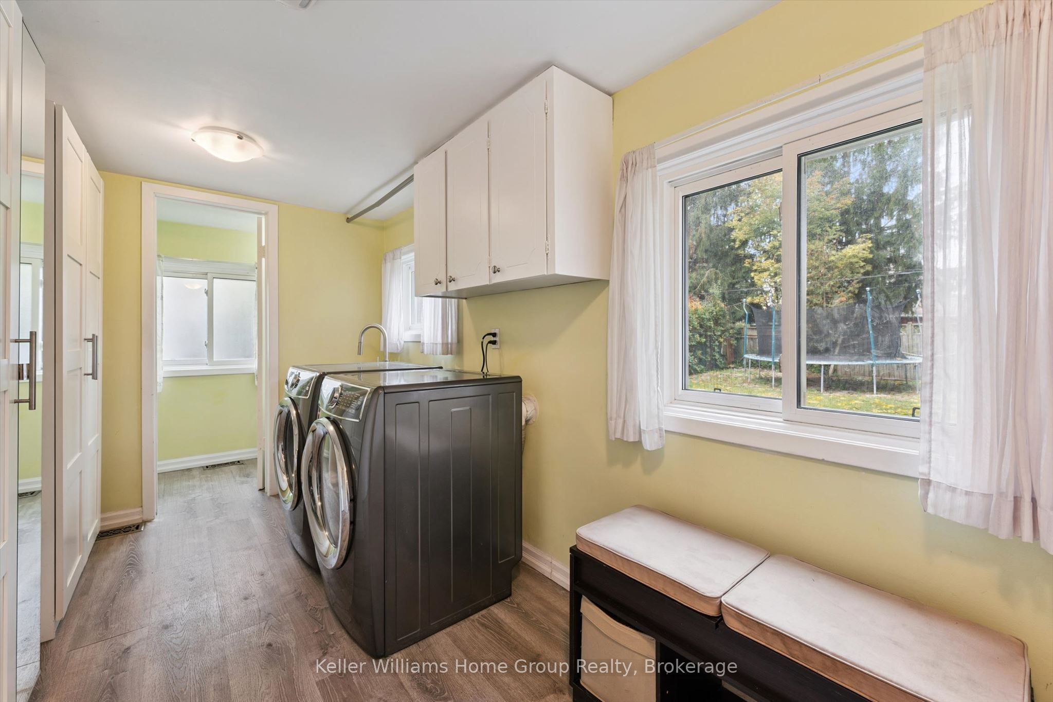 51 Lonsdale Drive Property Photo 18