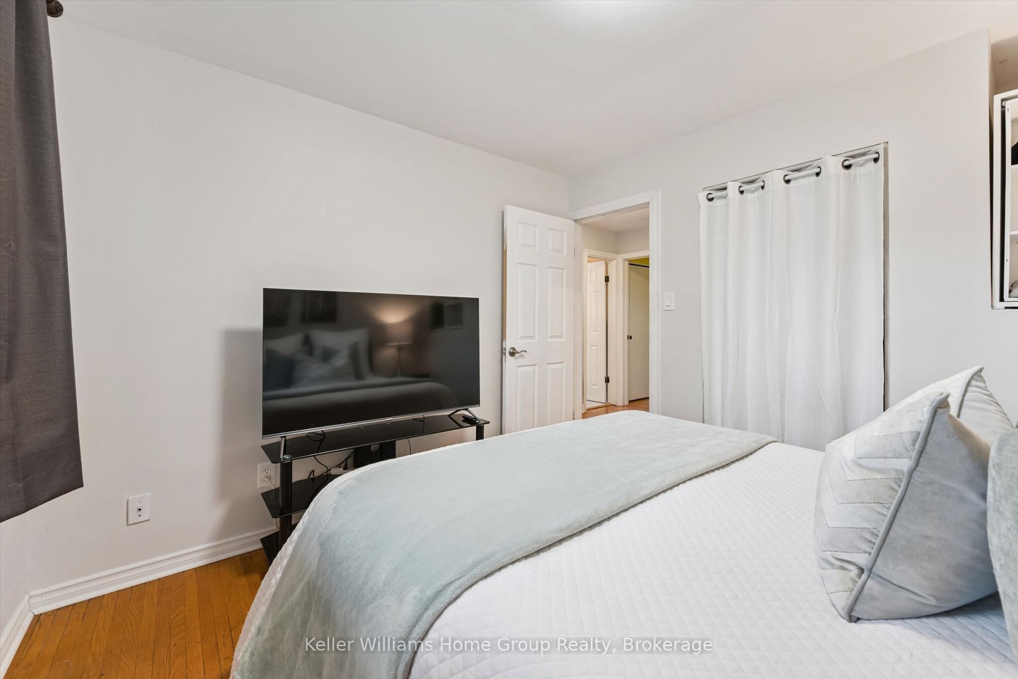 51 Lonsdale Drive Property Photo 24