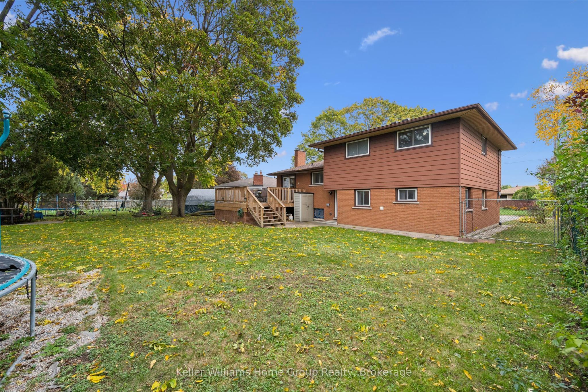 51 Lonsdale Drive Property Photo 35