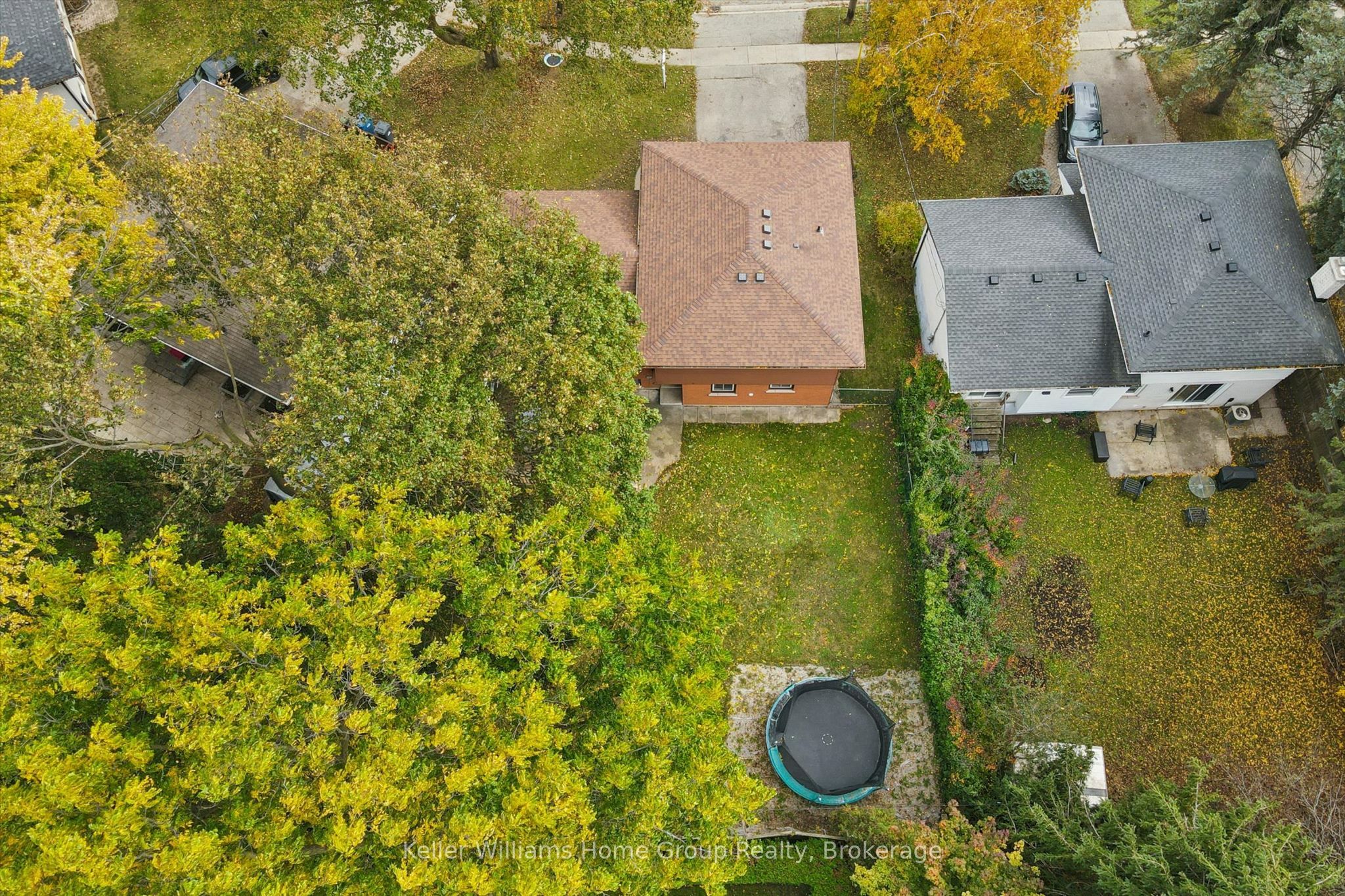 51 Lonsdale Drive Property Photo 42