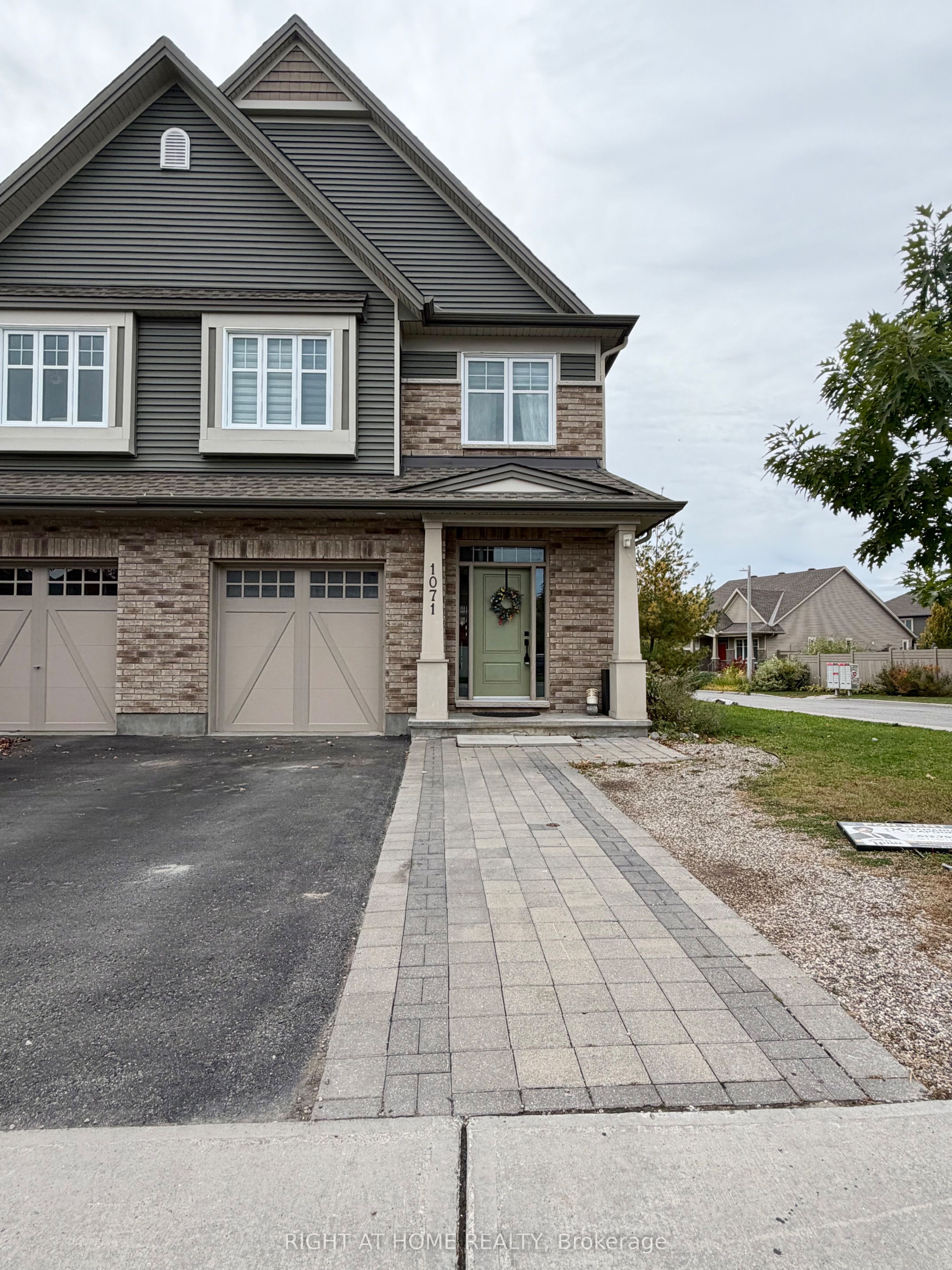 1071 Cobble Hill Drive Property Photo 1