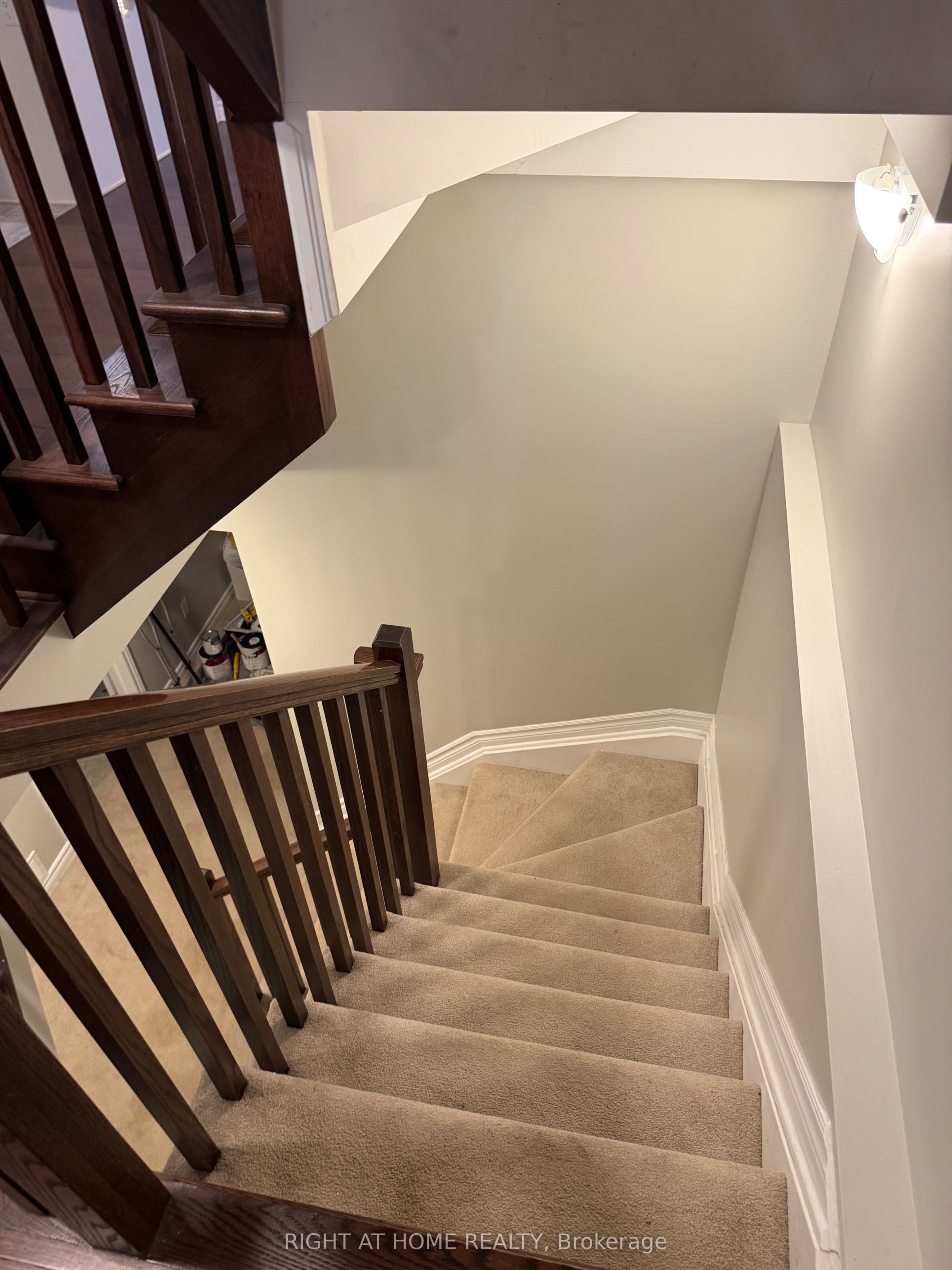 1071 Cobble Hill Drive Property Photo 20