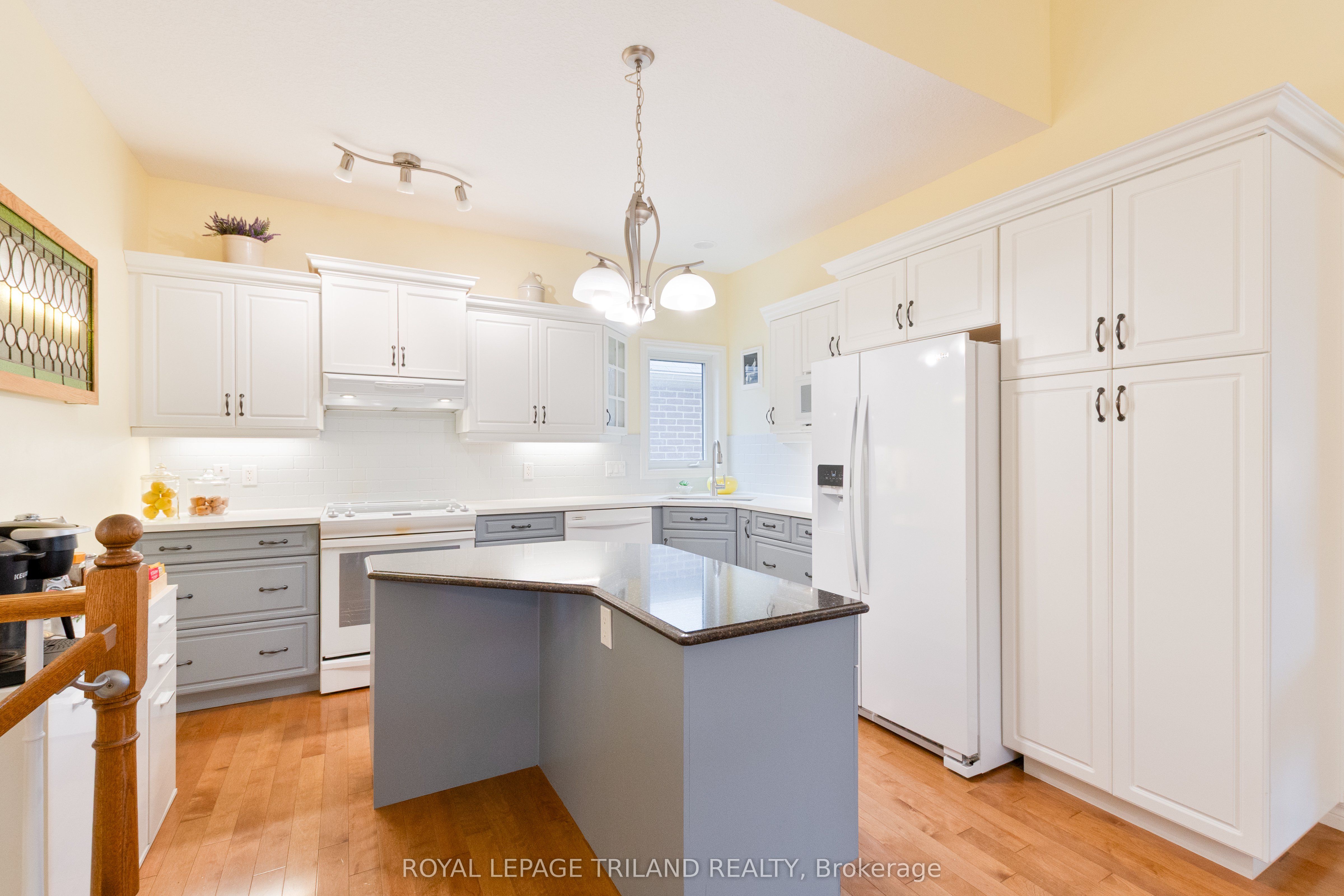 87 Pine Valley Drive Property Photo 4