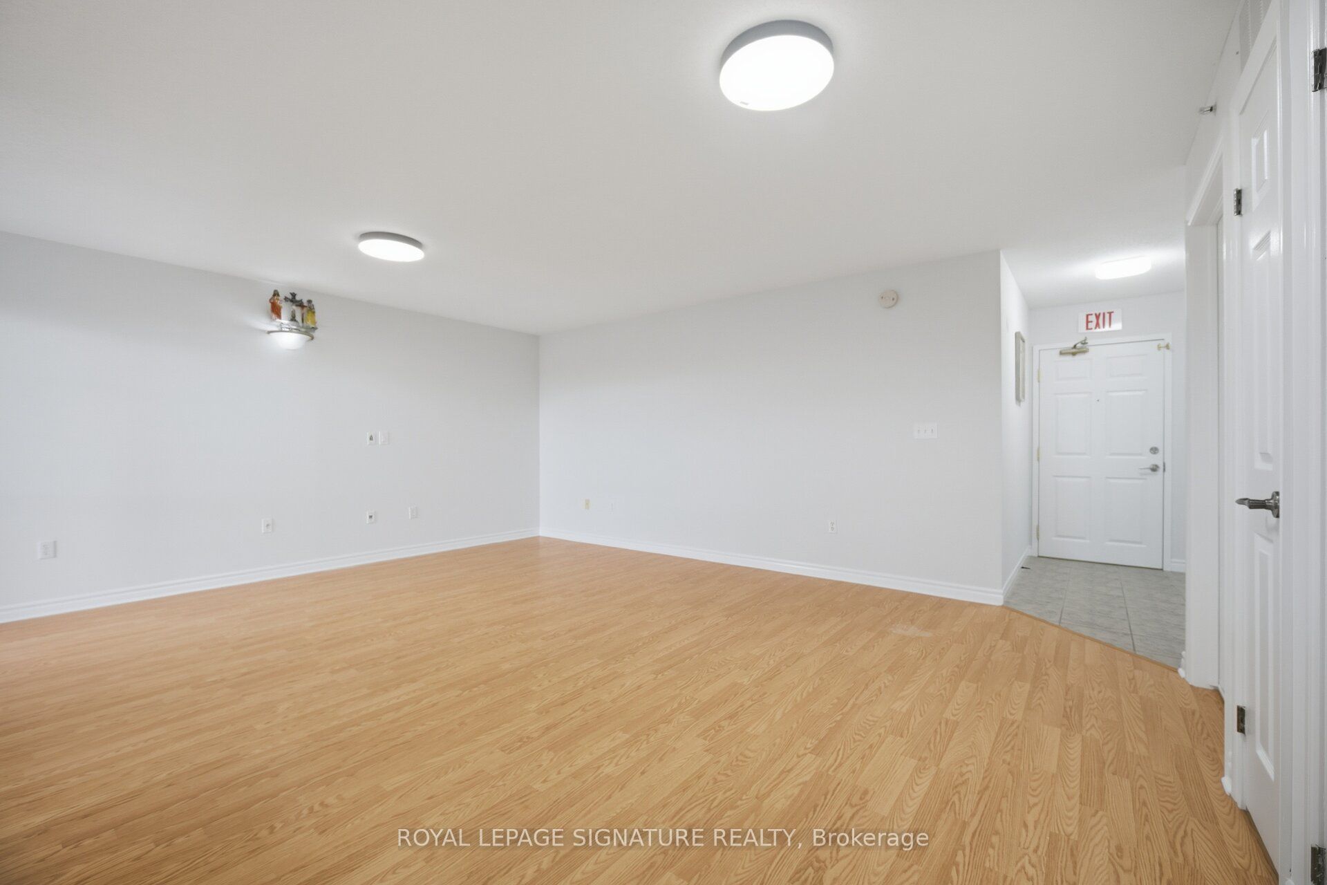 415 Grange Road 411 Property Photo 18
