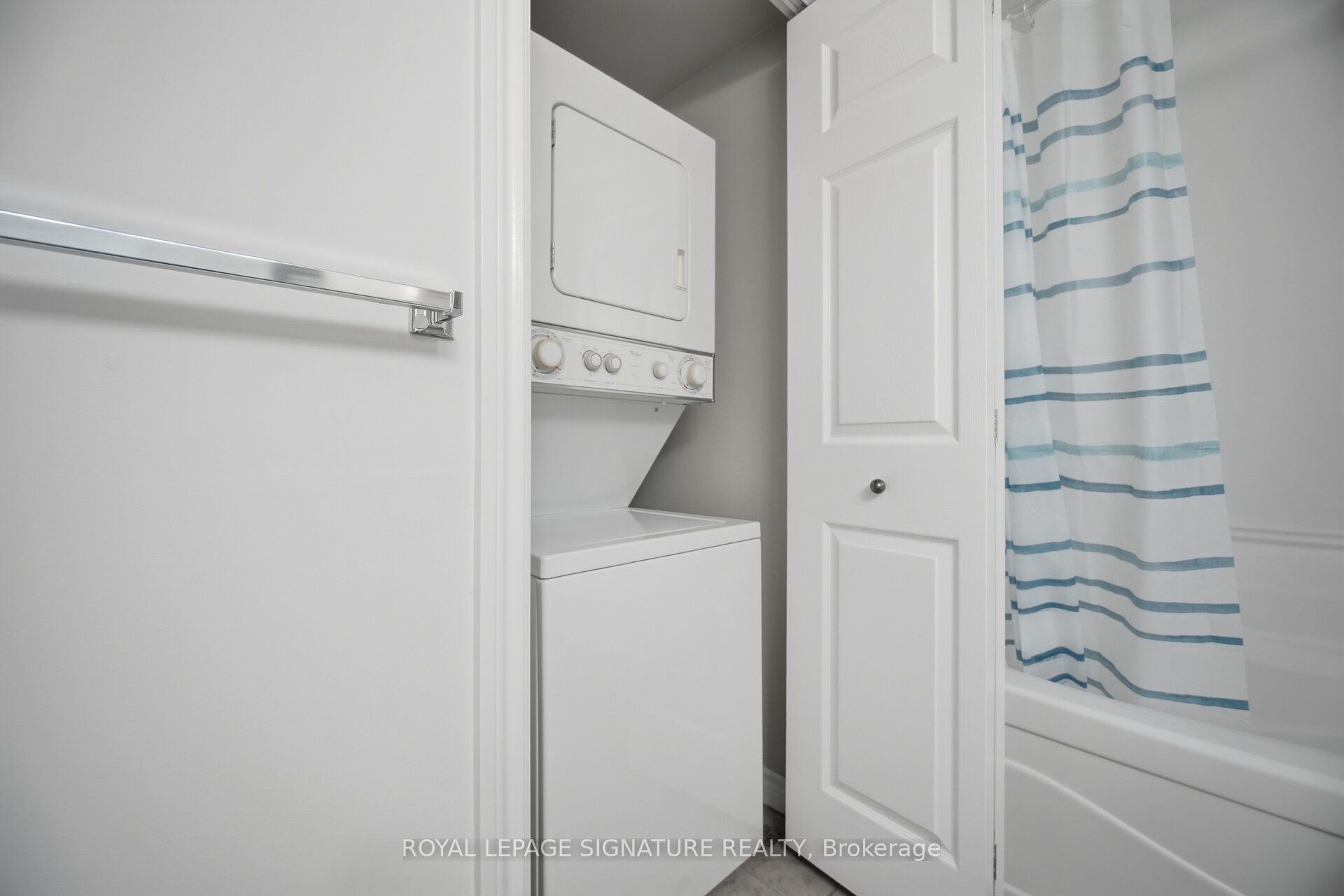 415 Grange Road 411 Property Photo 27