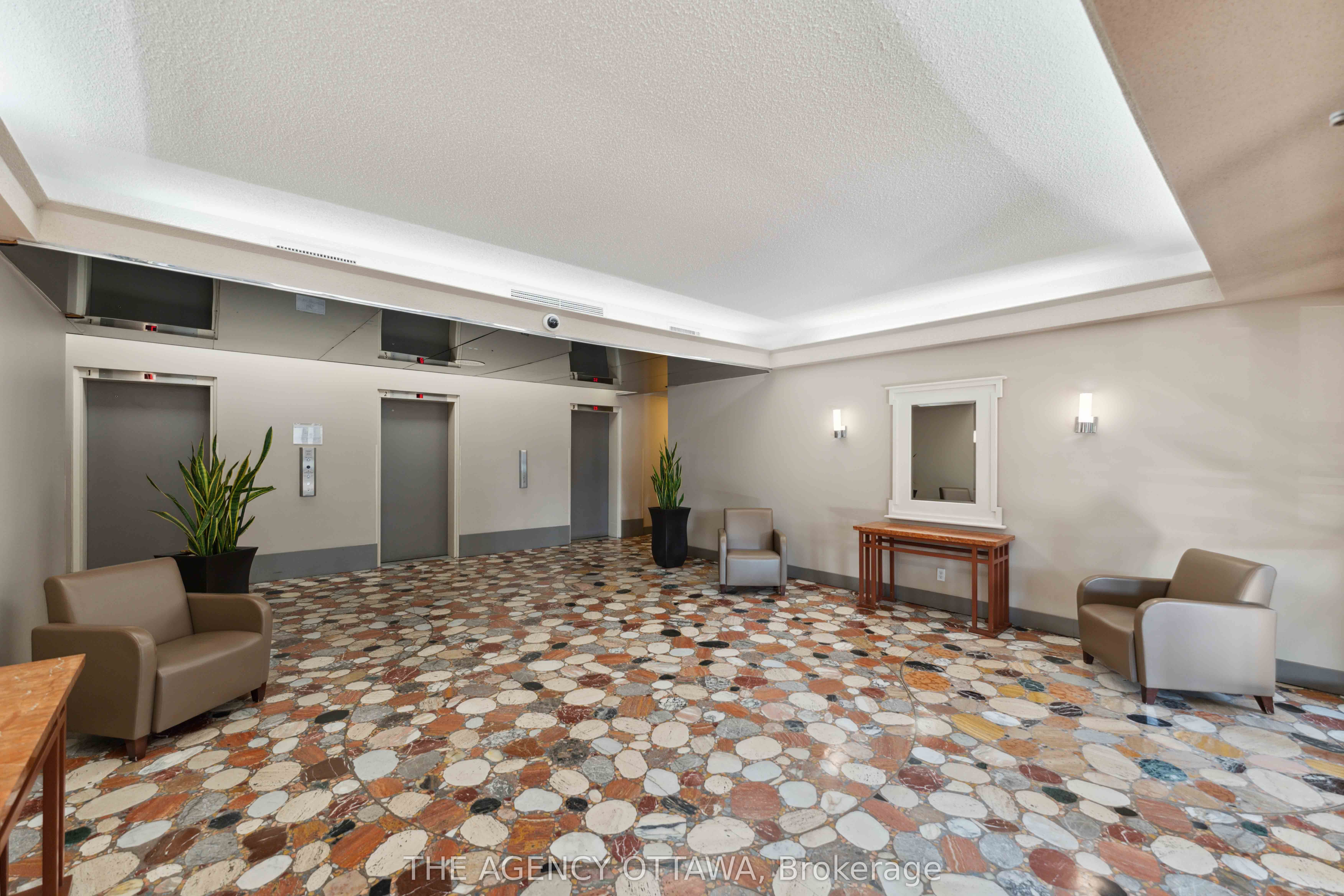 1785 Frobisher Lane 703 Property Photo 4