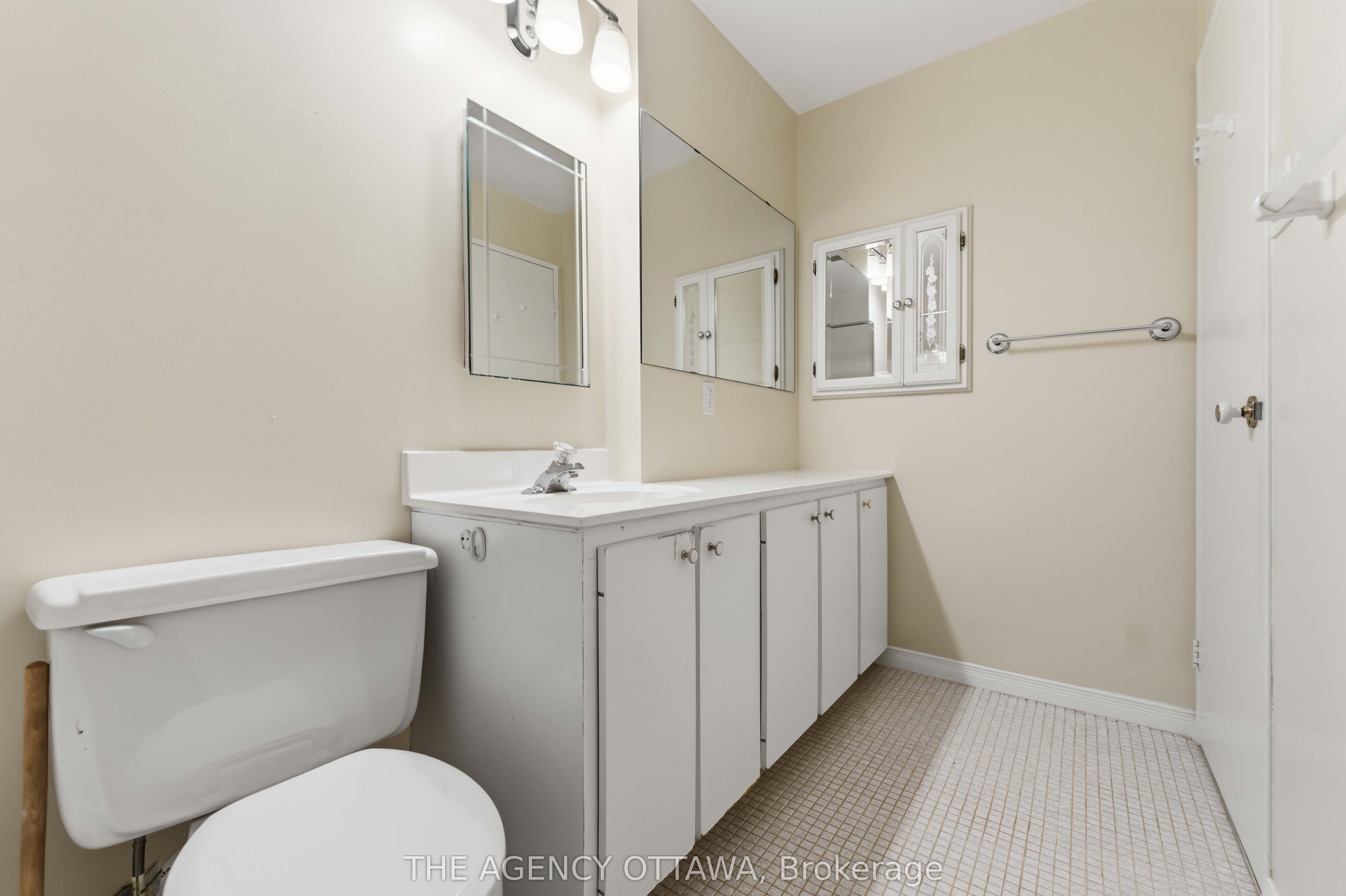 1785 Frobisher Lane 703 Property Photo 22