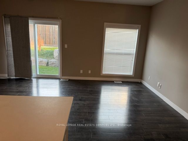 439 Athlone Avenue 1b Property Photo 5