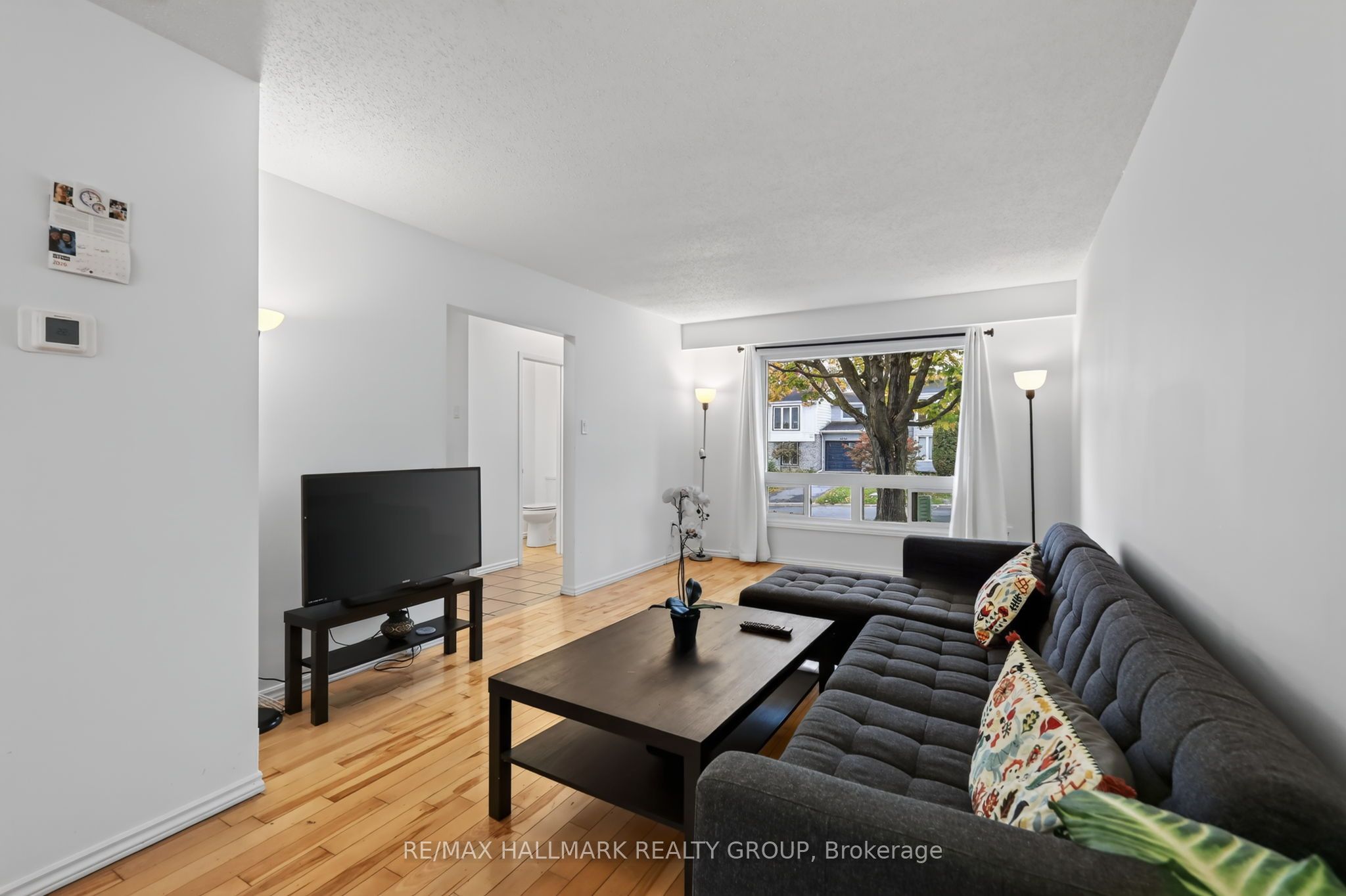 2434 Braeburn Place Property Photo 4