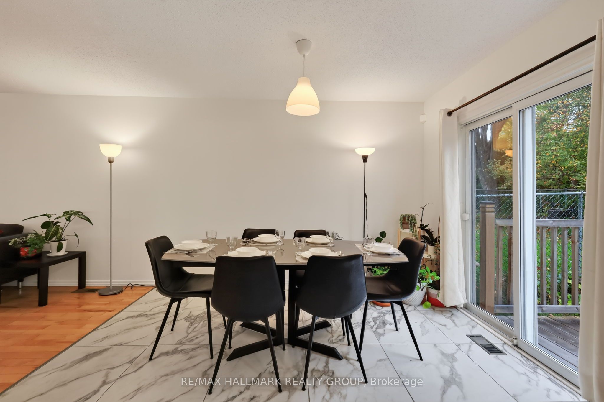 2434 Braeburn Place Property Photo 6