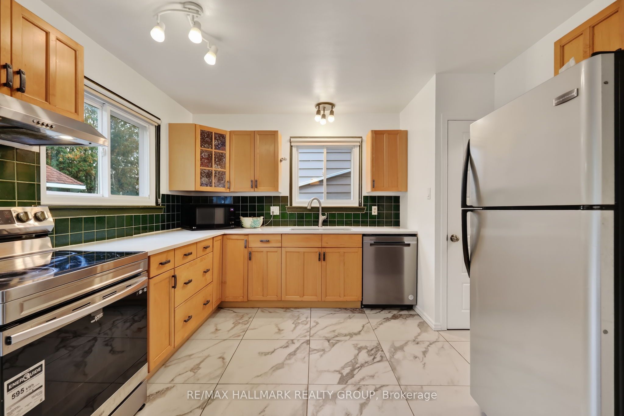 2434 Braeburn Place Property Photo 7