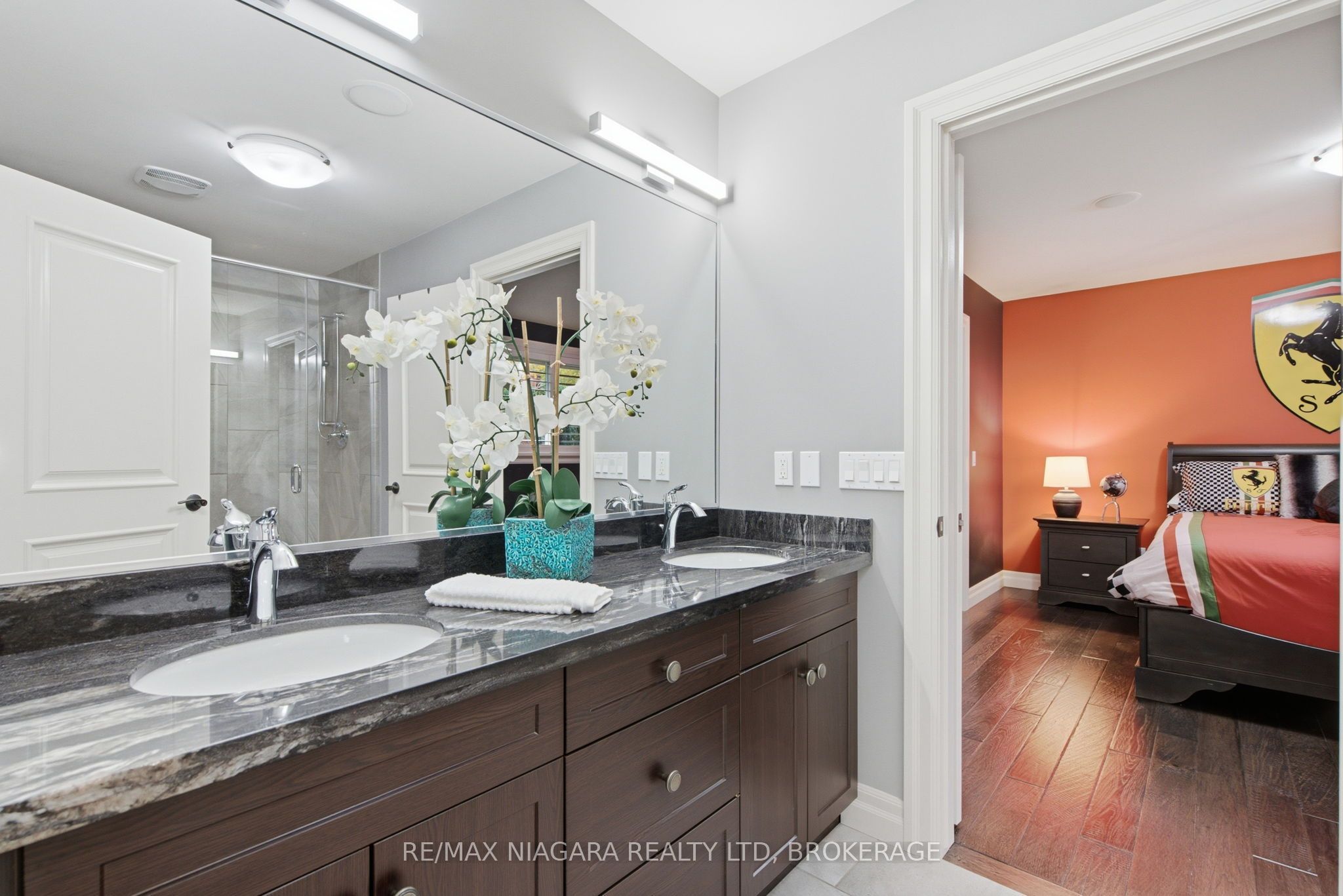 13 Royal Henley Boulevard Property Photo 13