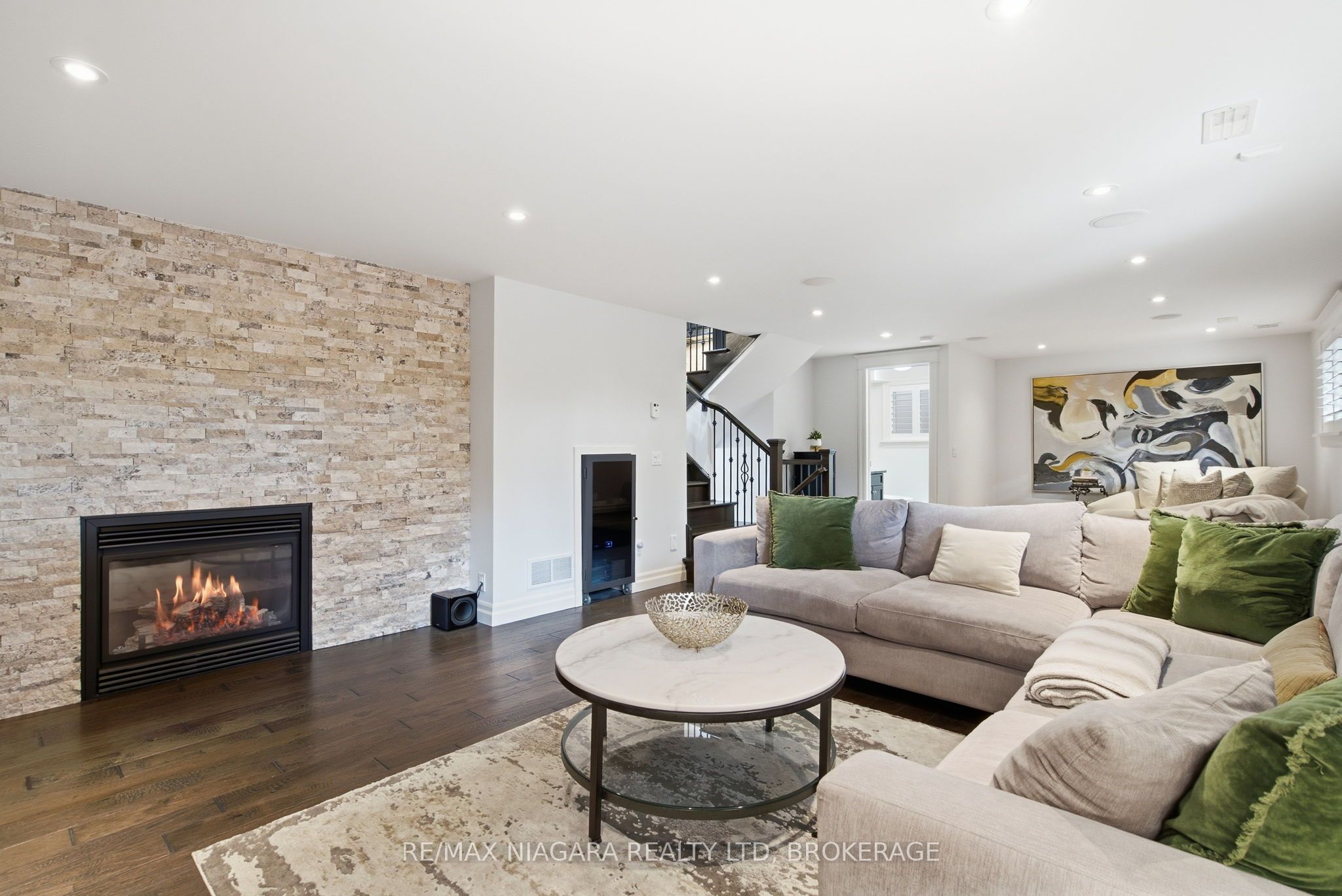 13 Royal Henley Boulevard Property Photo 24