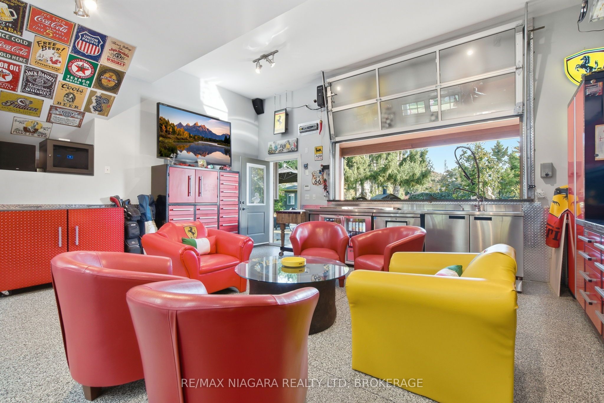 13 Royal Henley Boulevard Property Photo 30