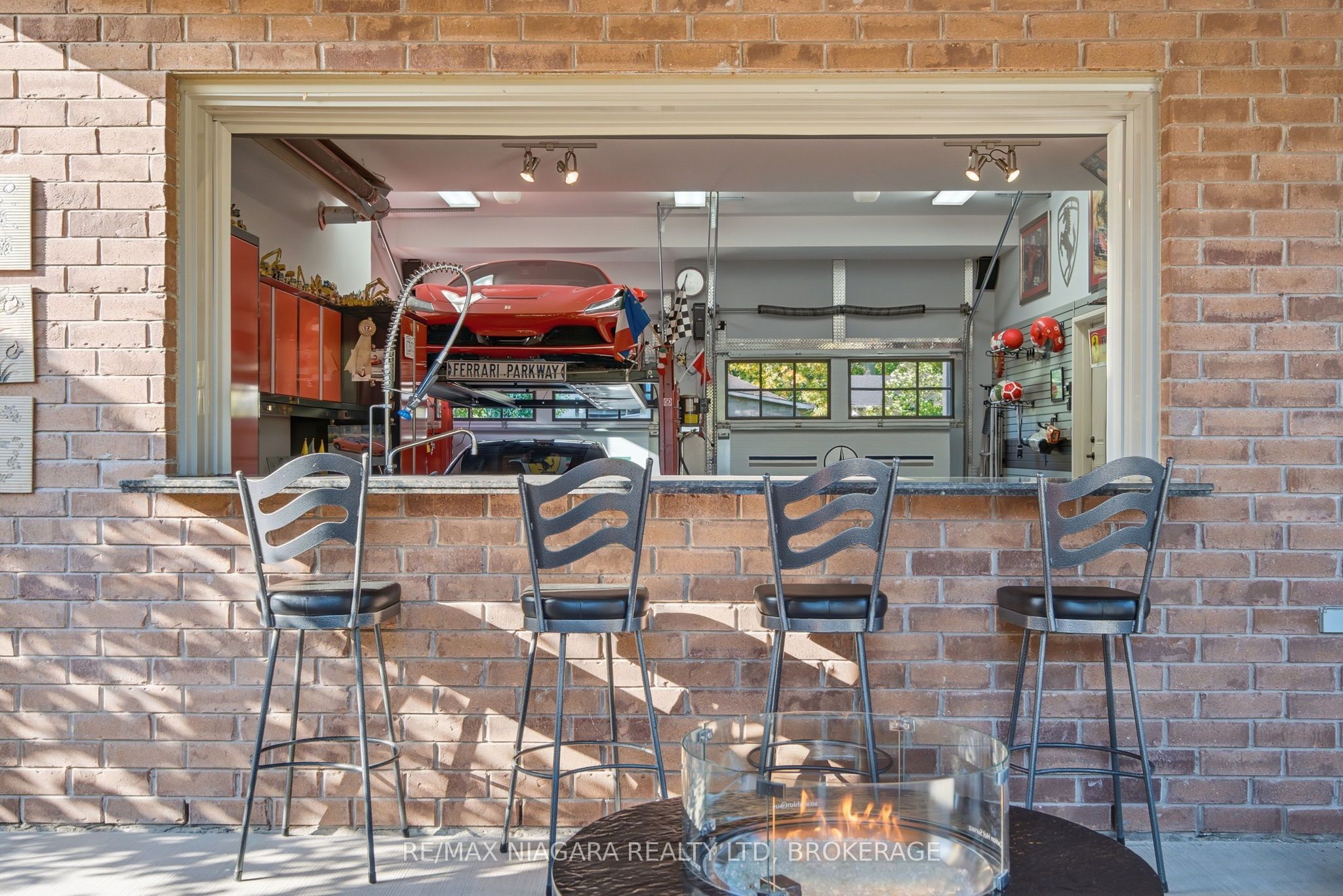 13 Royal Henley Boulevard Property Photo 31
