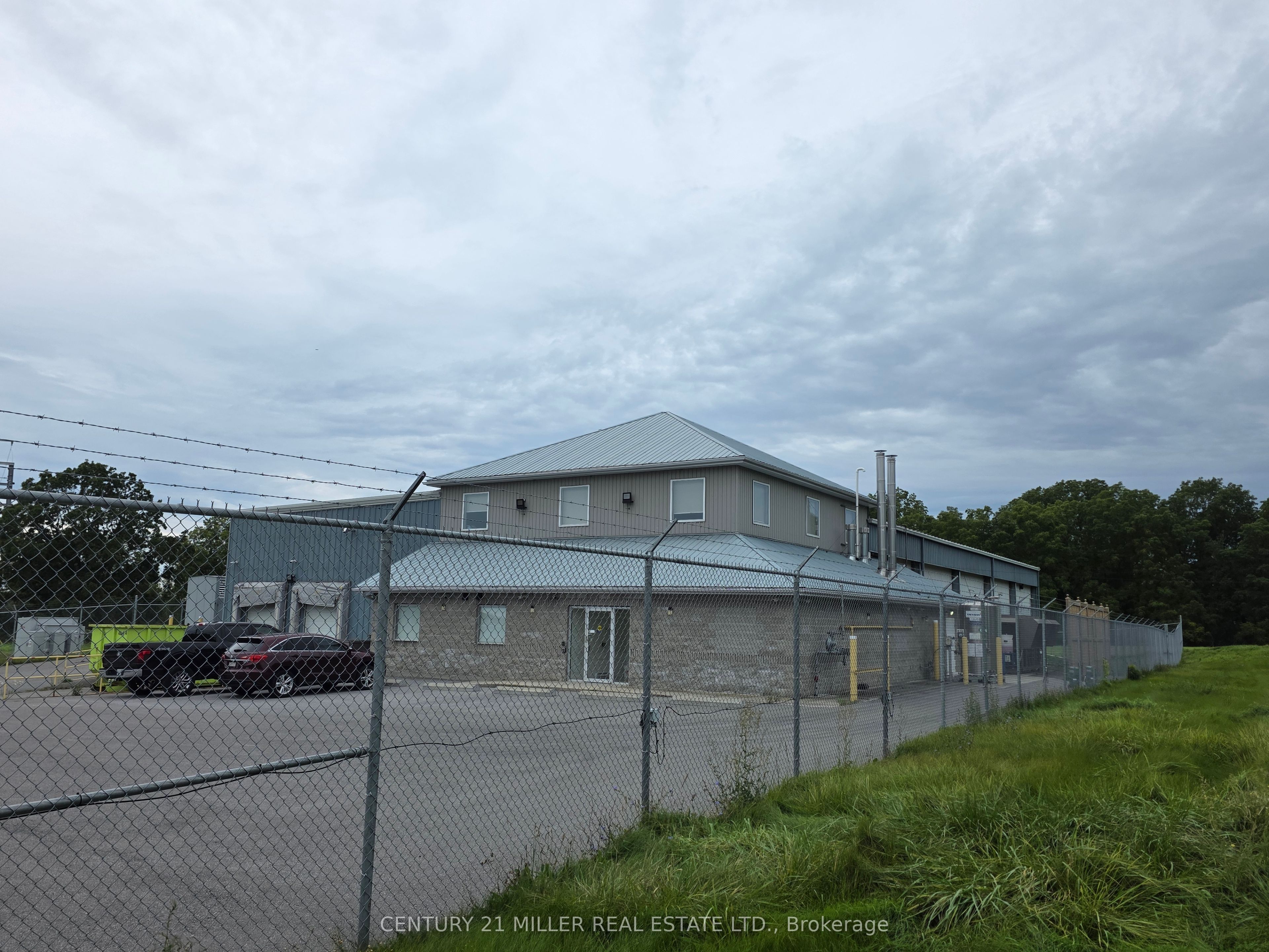 14877 Loyalist Parkway W Property Photo 10