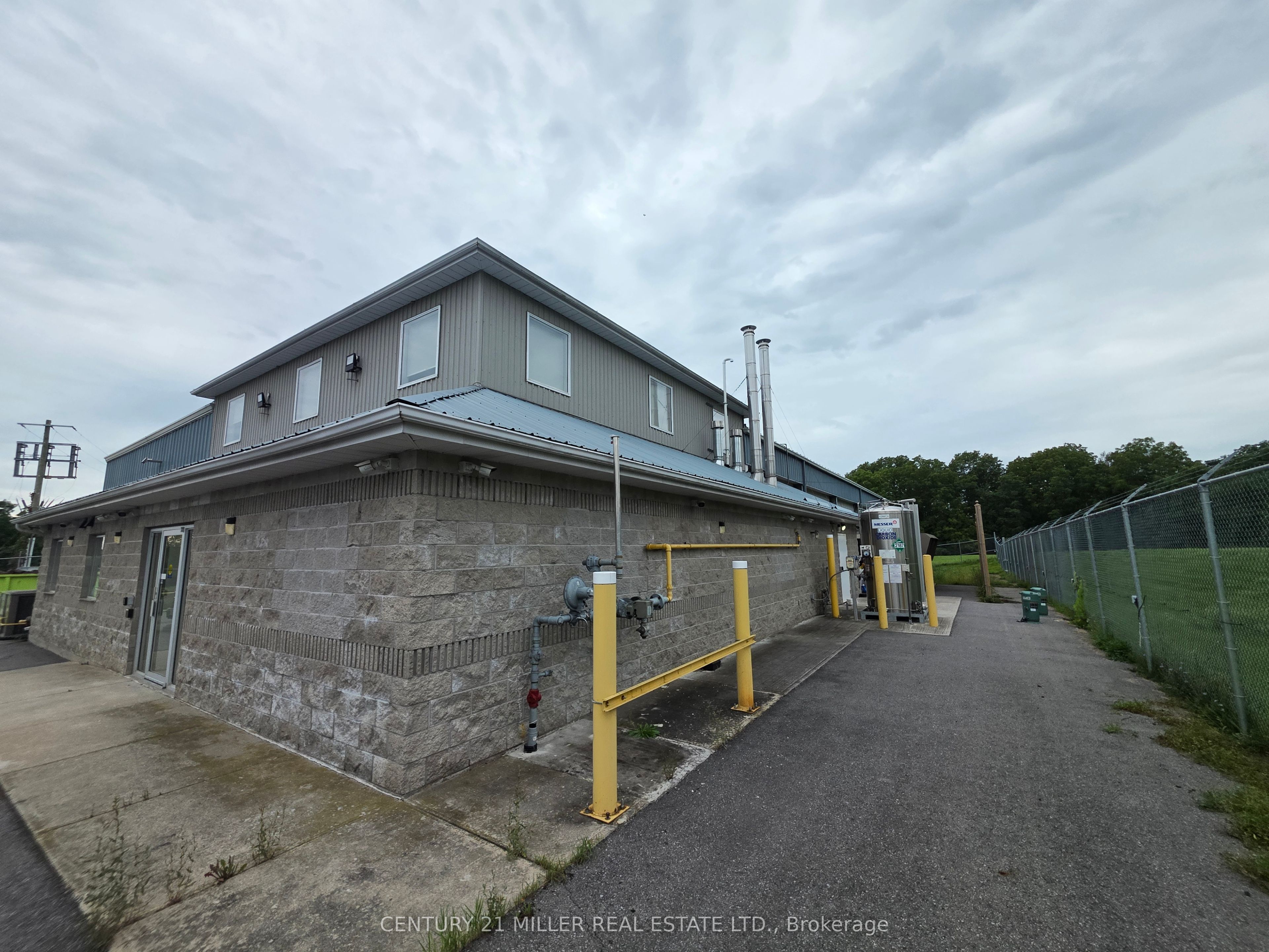 14877 Loyalist Parkway W Property Photo 25