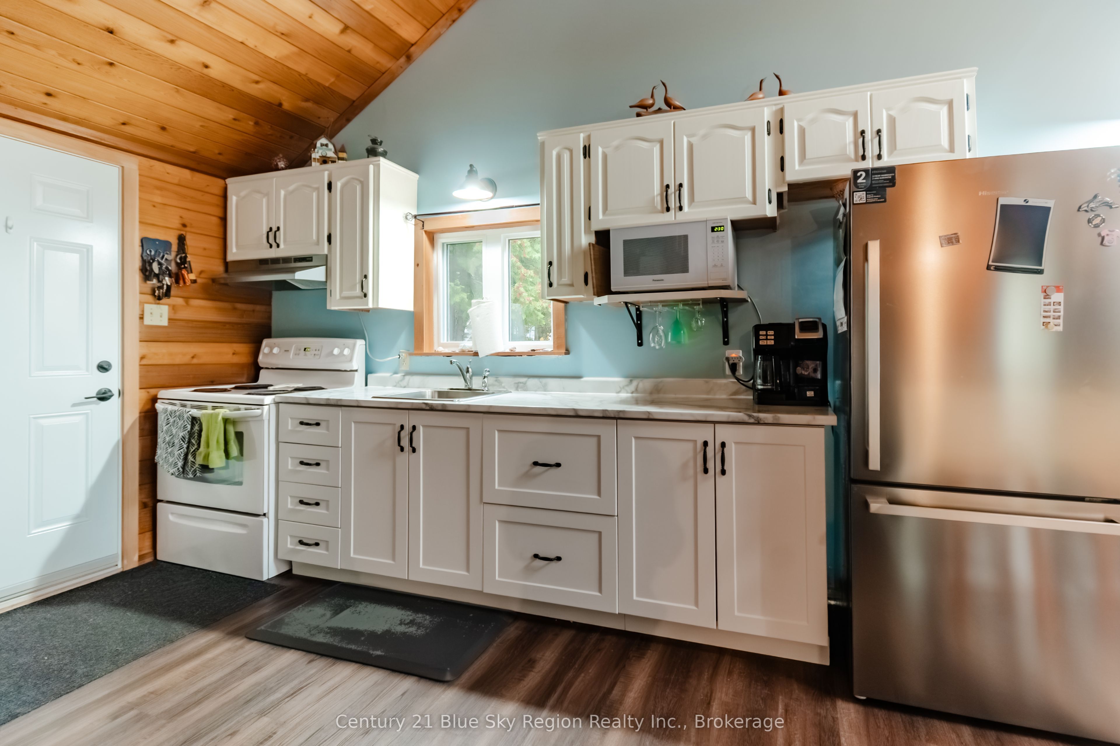 2261 Peninsula Road Property Photo 4