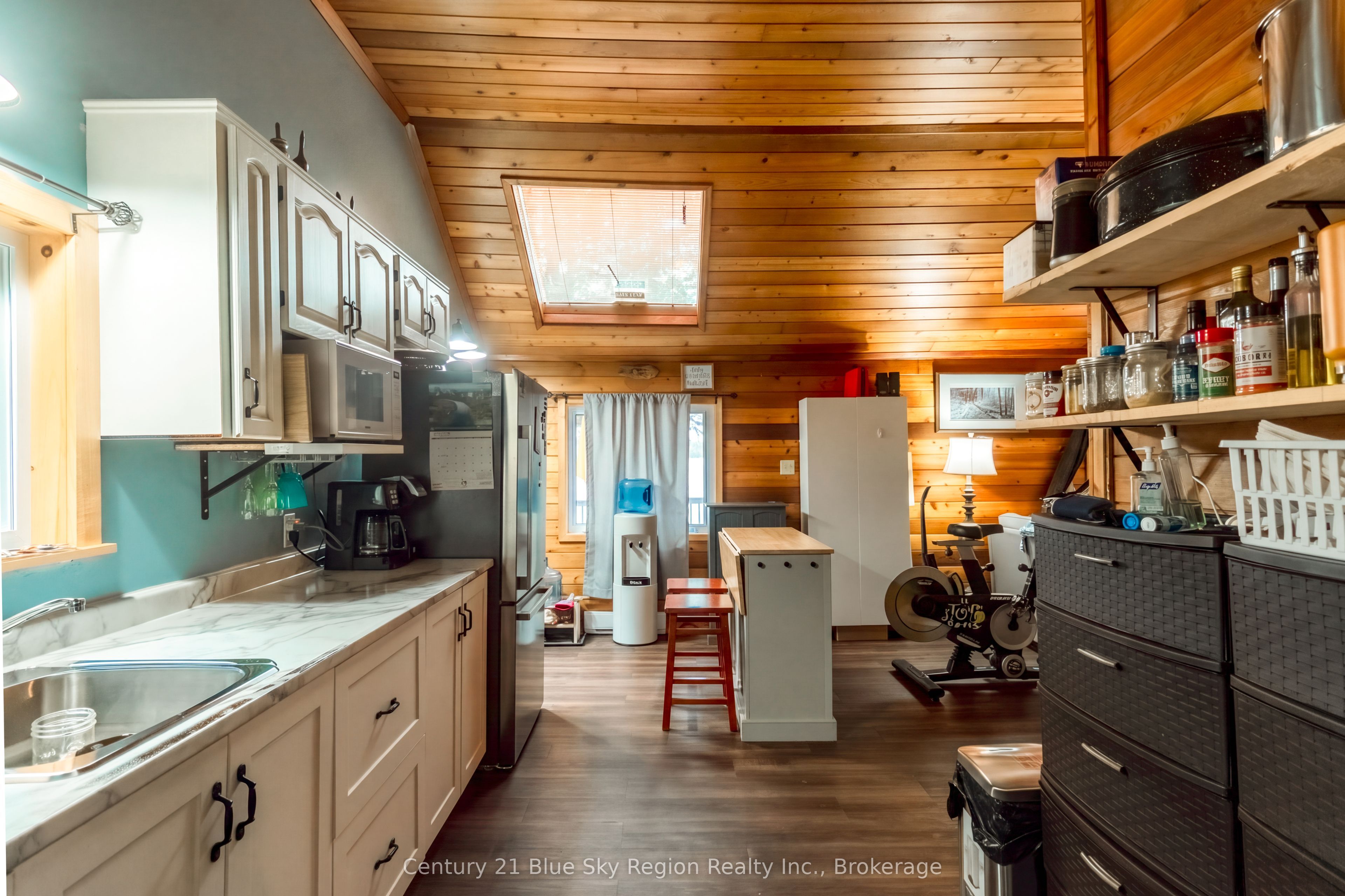 2261 Peninsula Road Property Photo 5