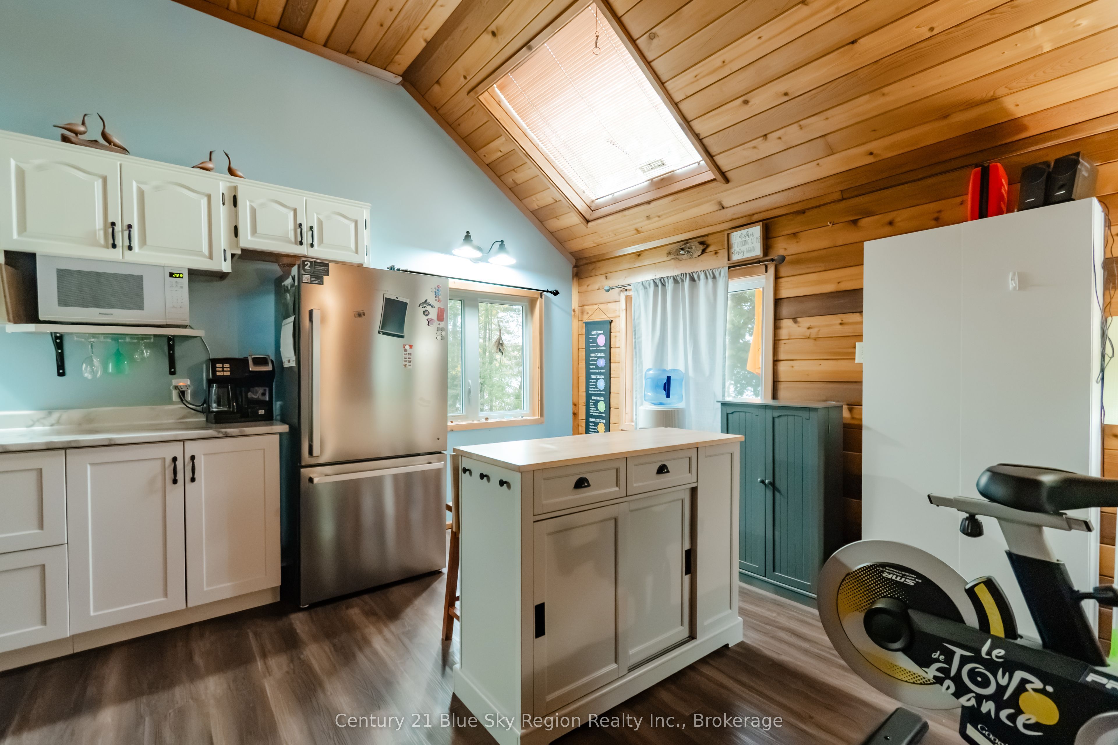2261 Peninsula Road Property Photo 6