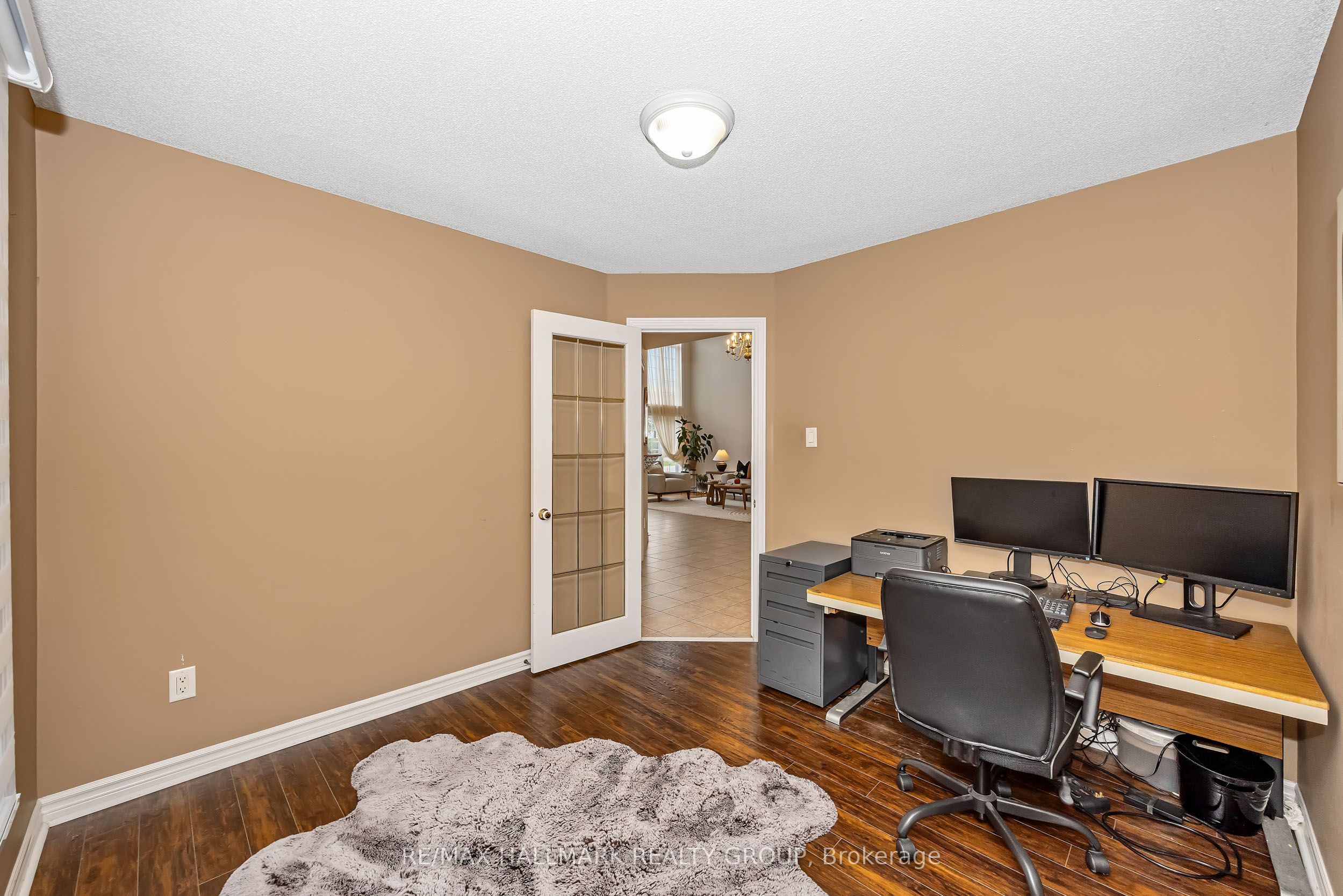 5b Kemp Drive Property Photo 23