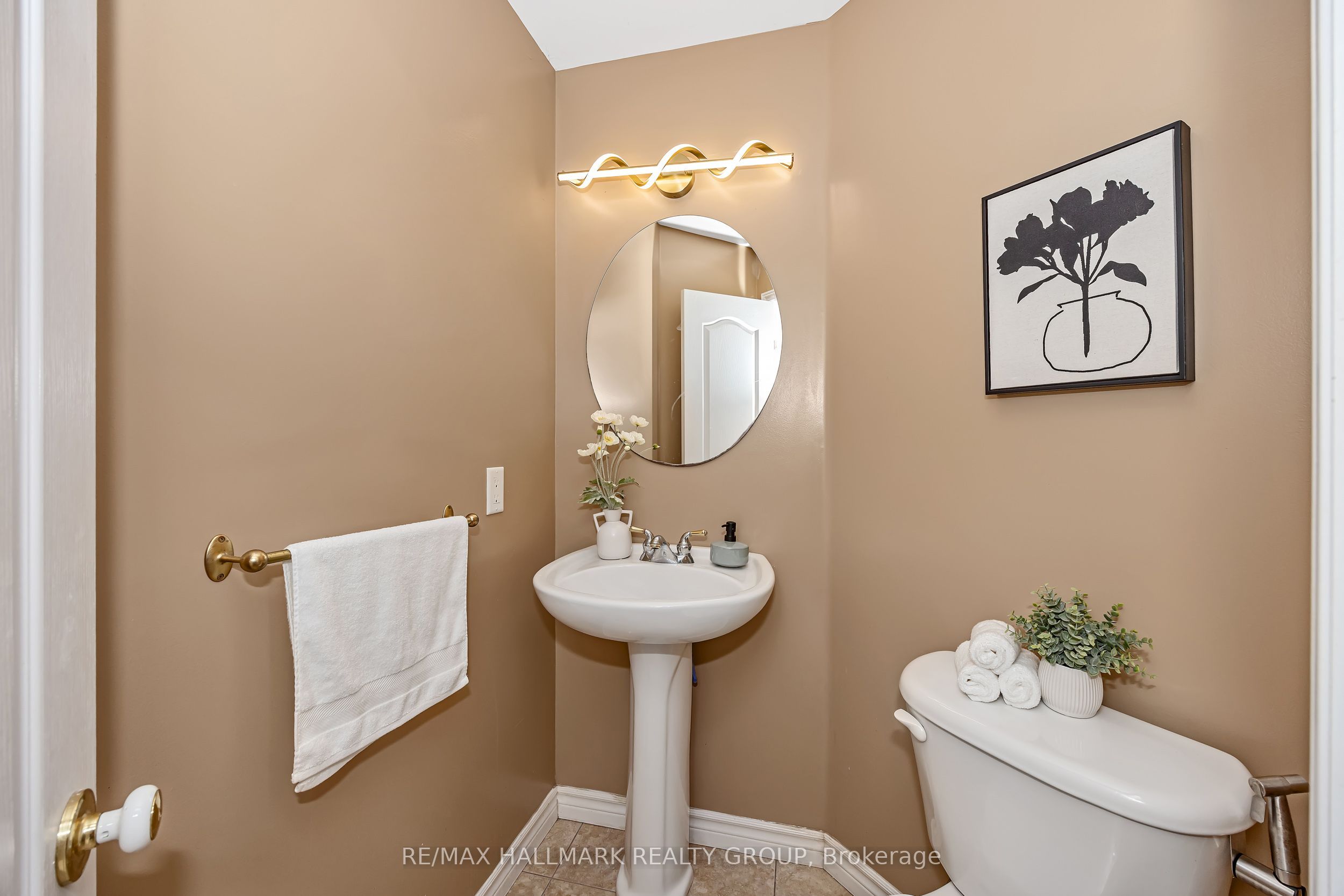 5b Kemp Drive Property Photo 25