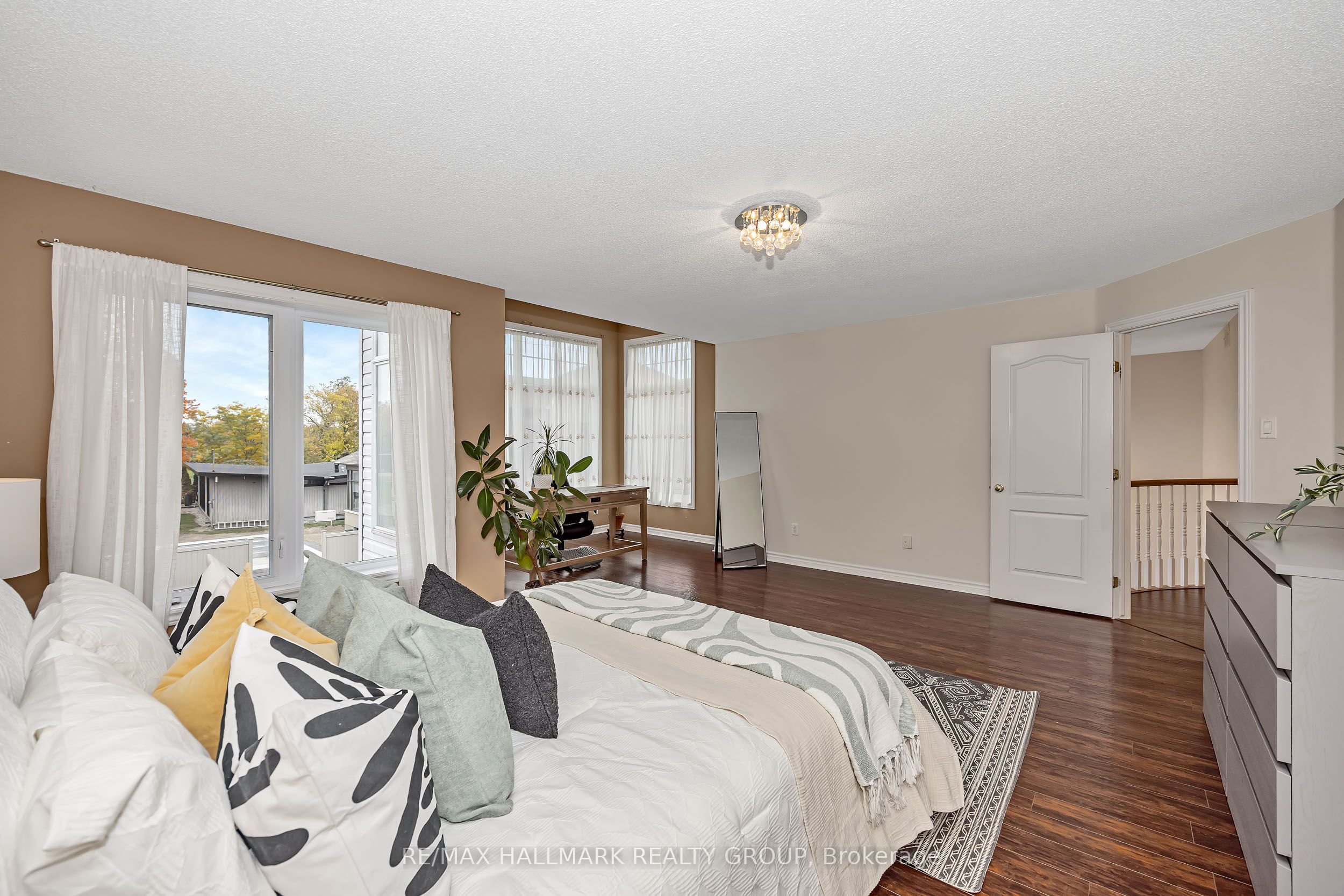 5b Kemp Drive Property Photo 30
