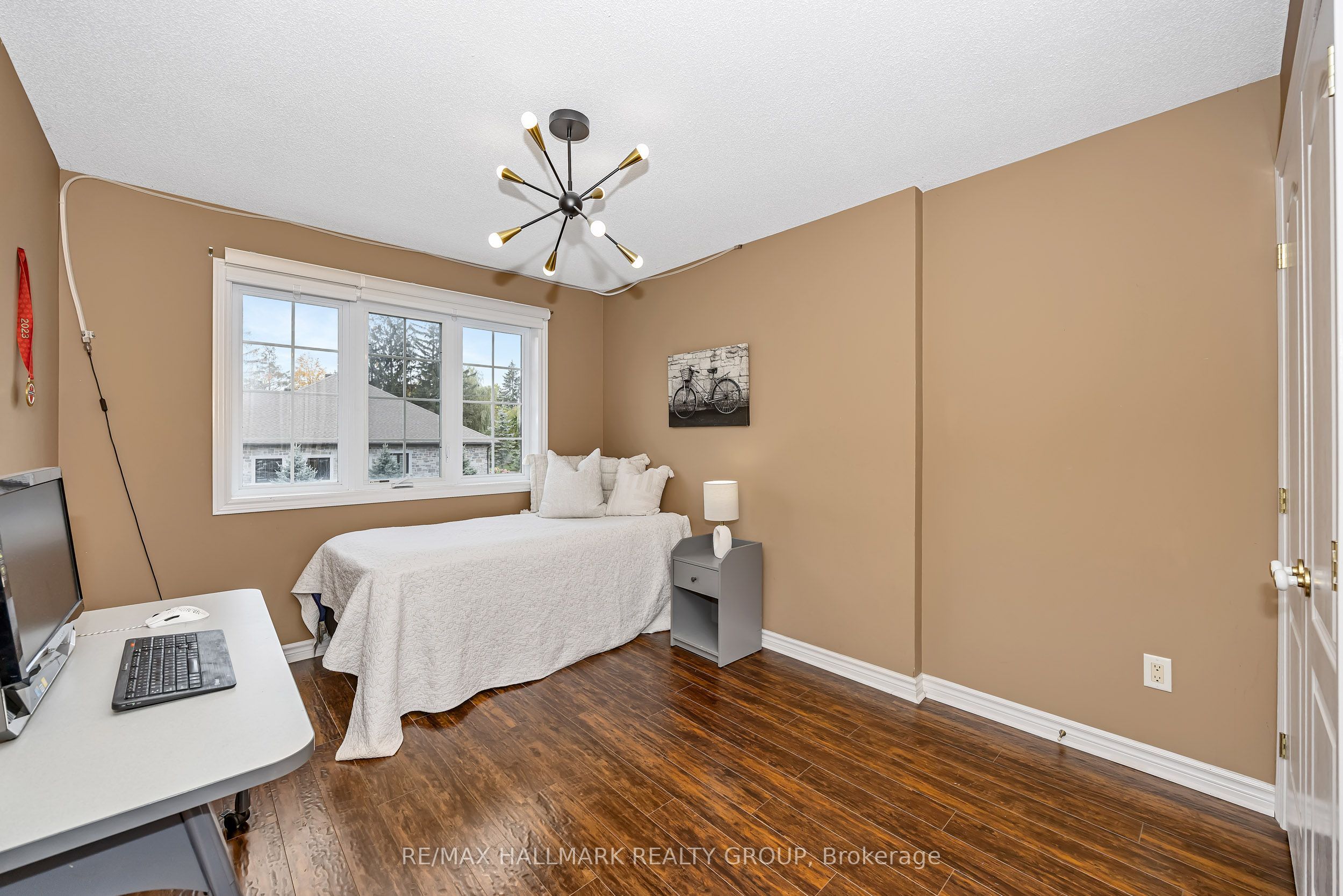 5b Kemp Drive Property Photo 40