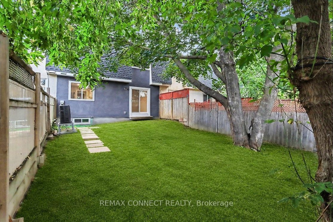 43 Tybalt Crescent Property Photo 2