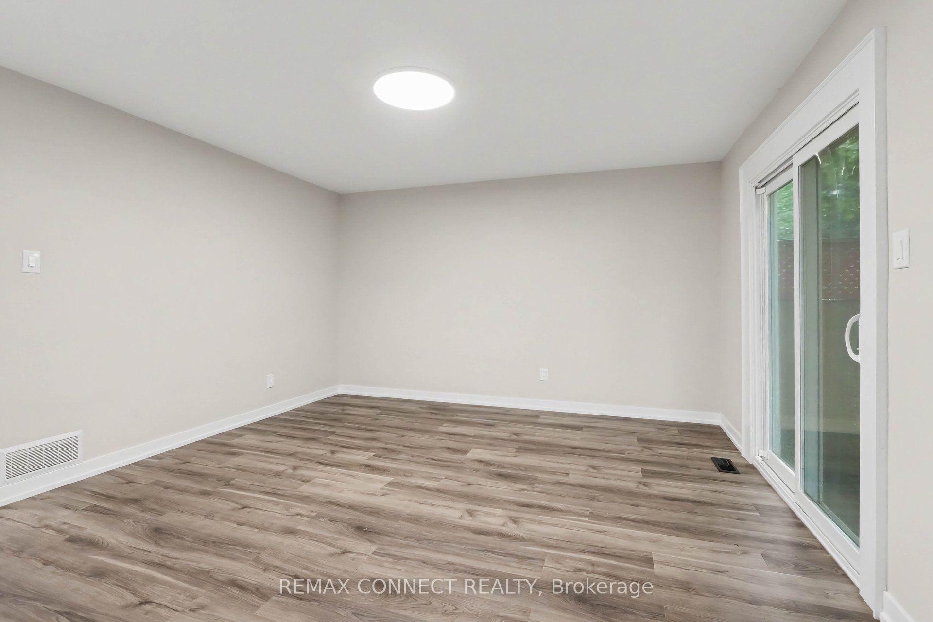 43 Tybalt Crescent Property Photo 16