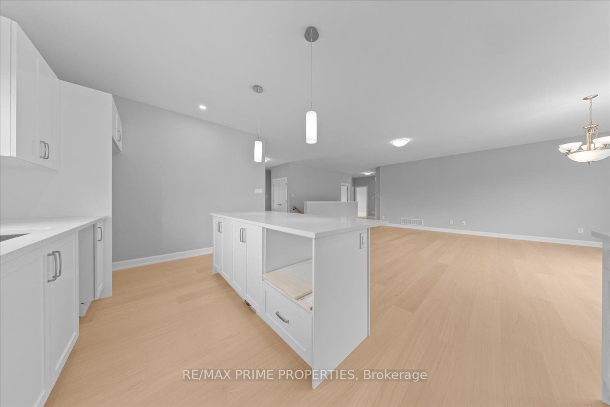 465 Pioneer Road Property Photo 17