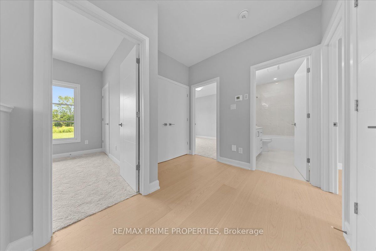 465 Pioneer Road Property Photo 18