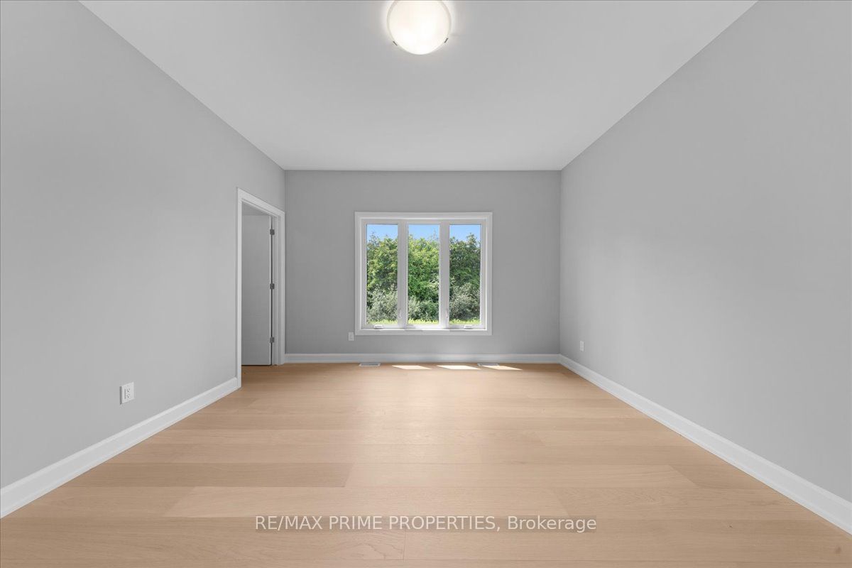 465 Pioneer Road Property Photo 27