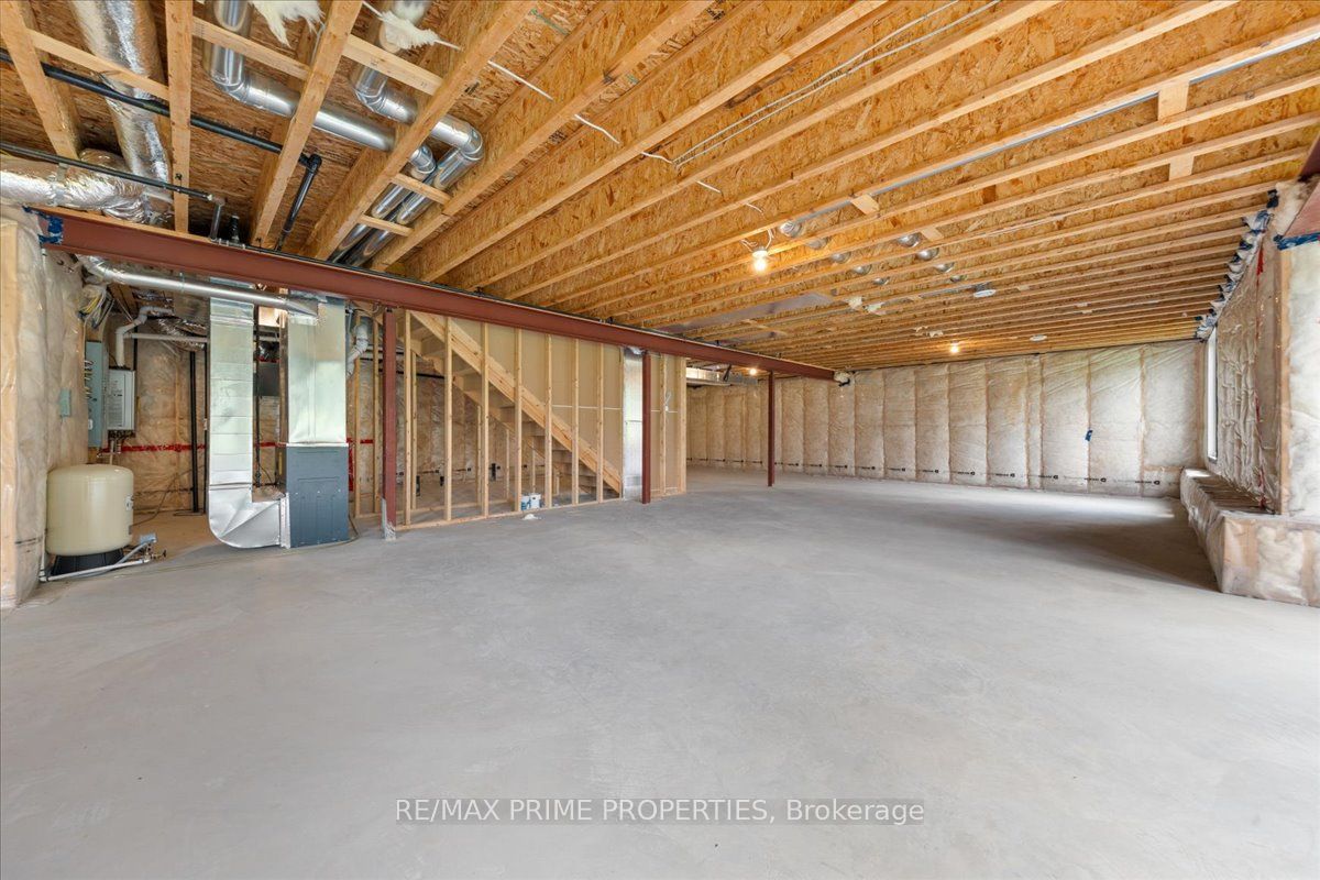 465 Pioneer Road Property Photo 35