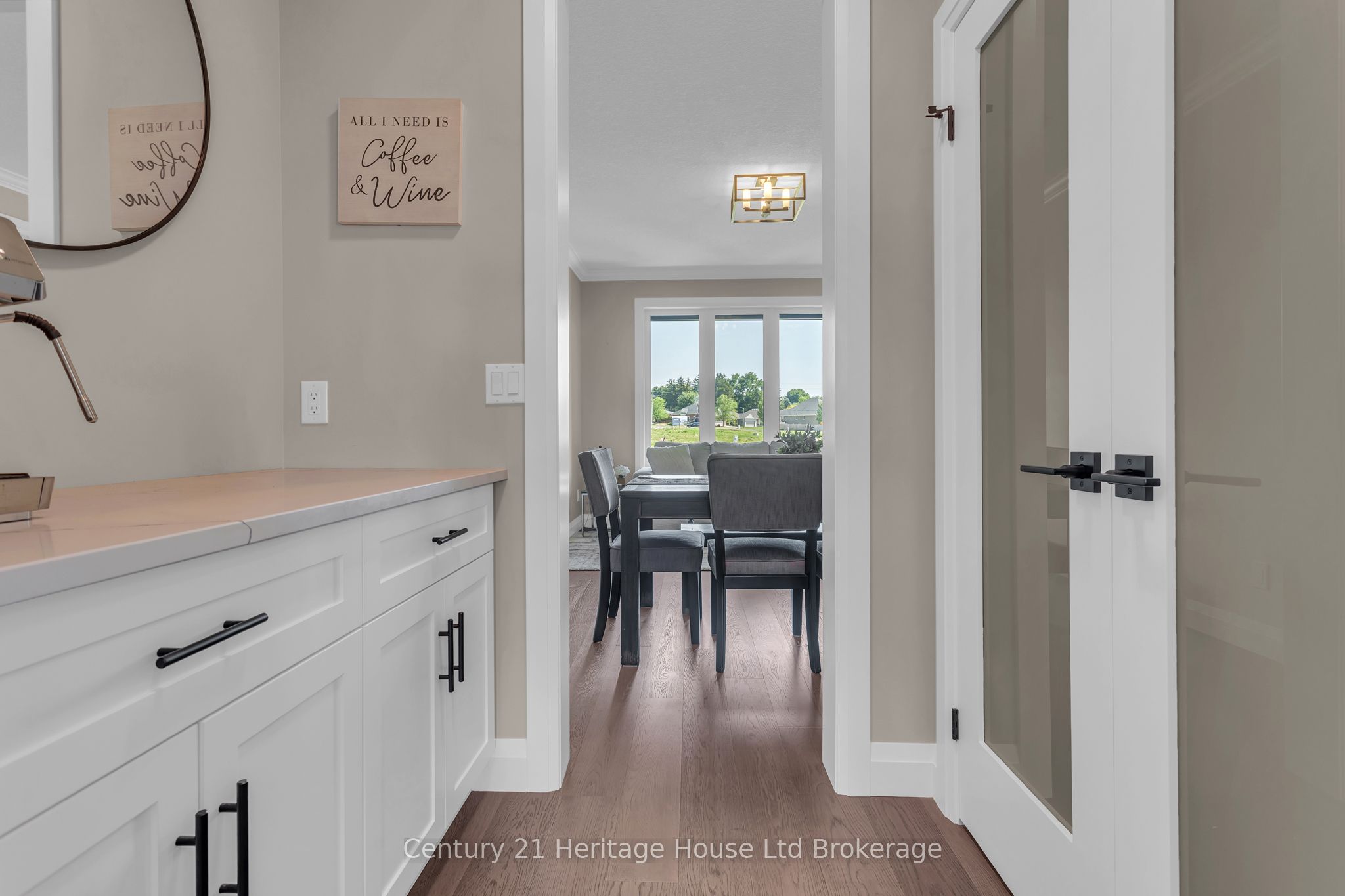 18 Thompson Court Property Photo 14