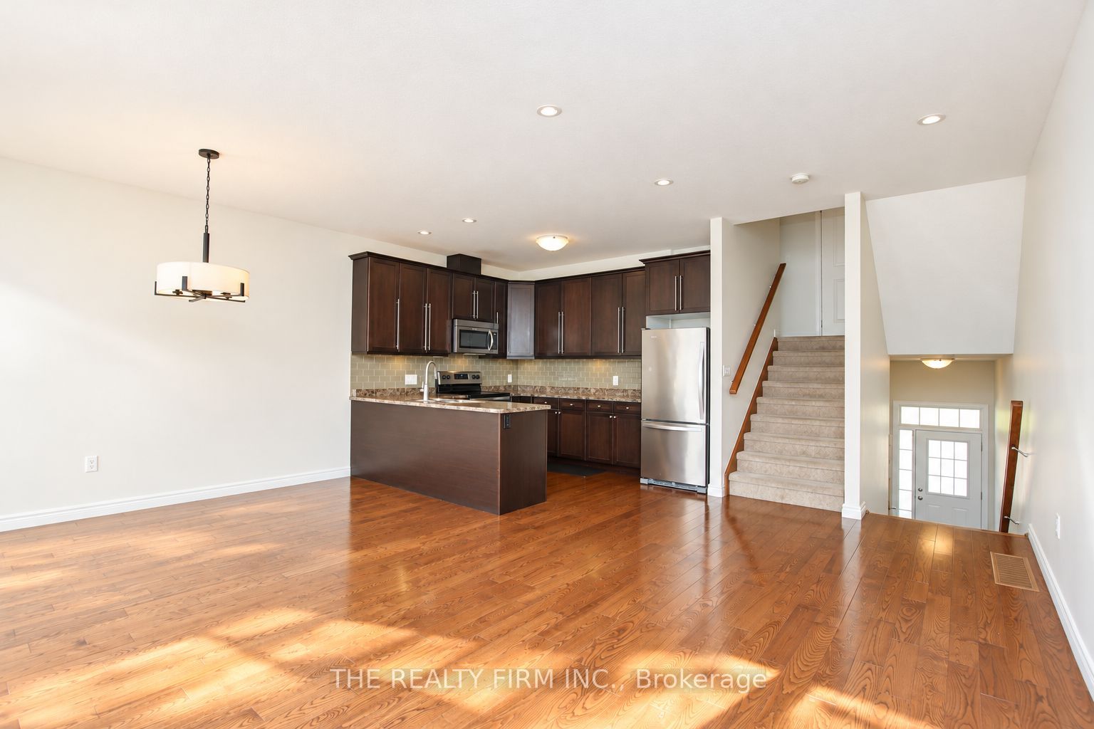 1030 Oakcrossing Gate 45 Property Photo 18