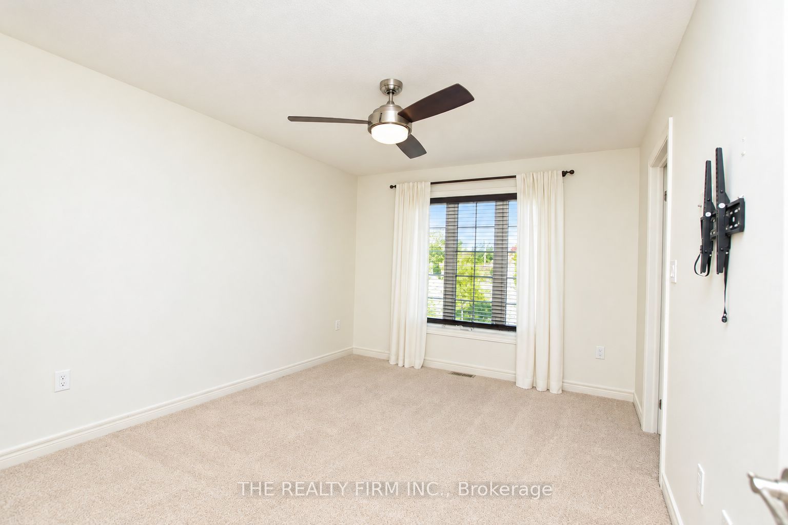 1030 Oakcrossing Gate 45 Property Photo 20
