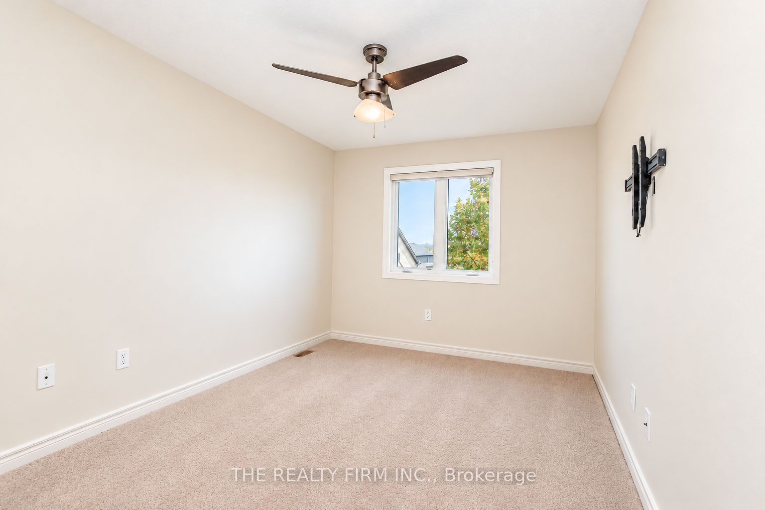 1030 Oakcrossing Gate 45 Property Photo 26