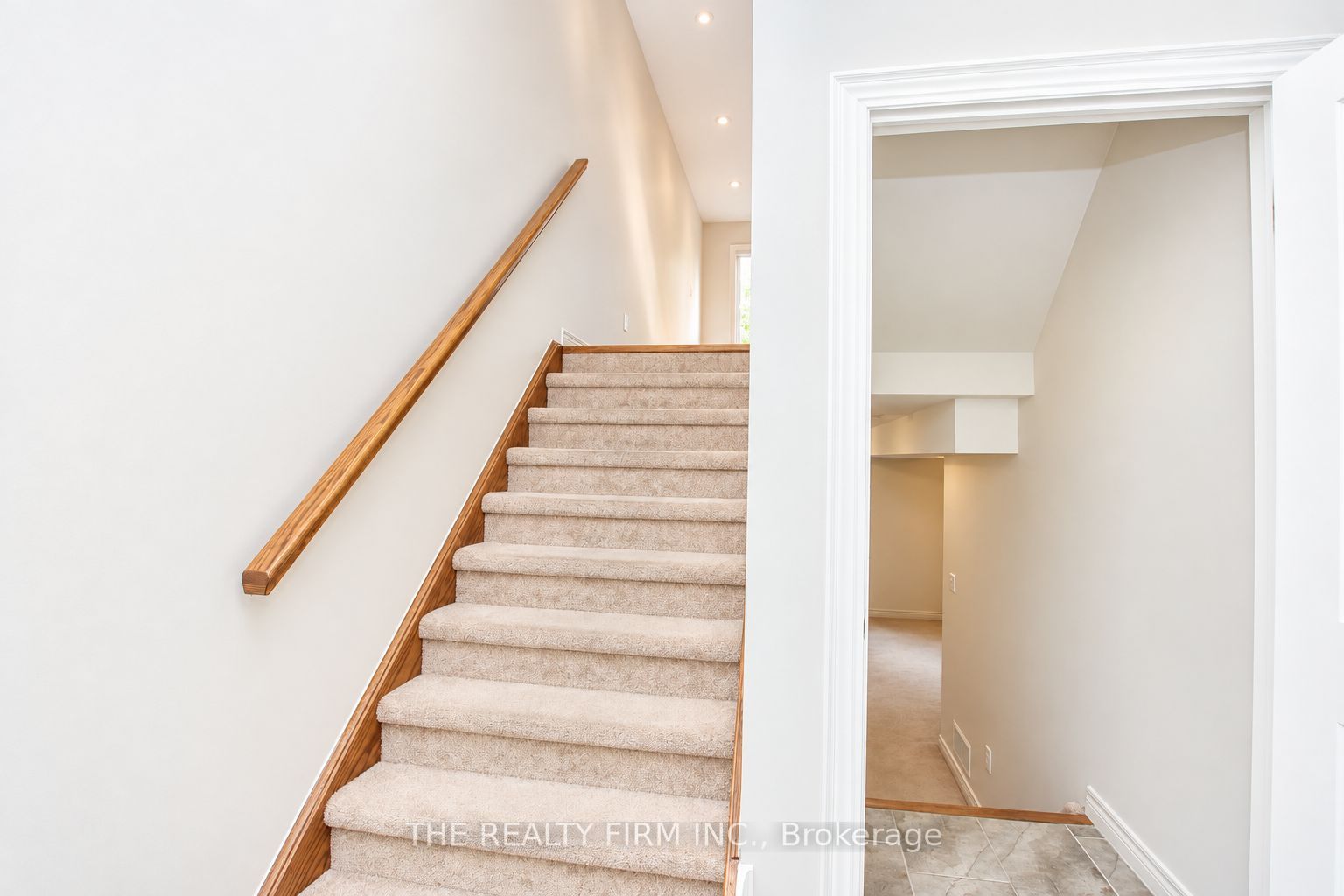 1030 Oakcrossing Gate 45 Property Photo 35