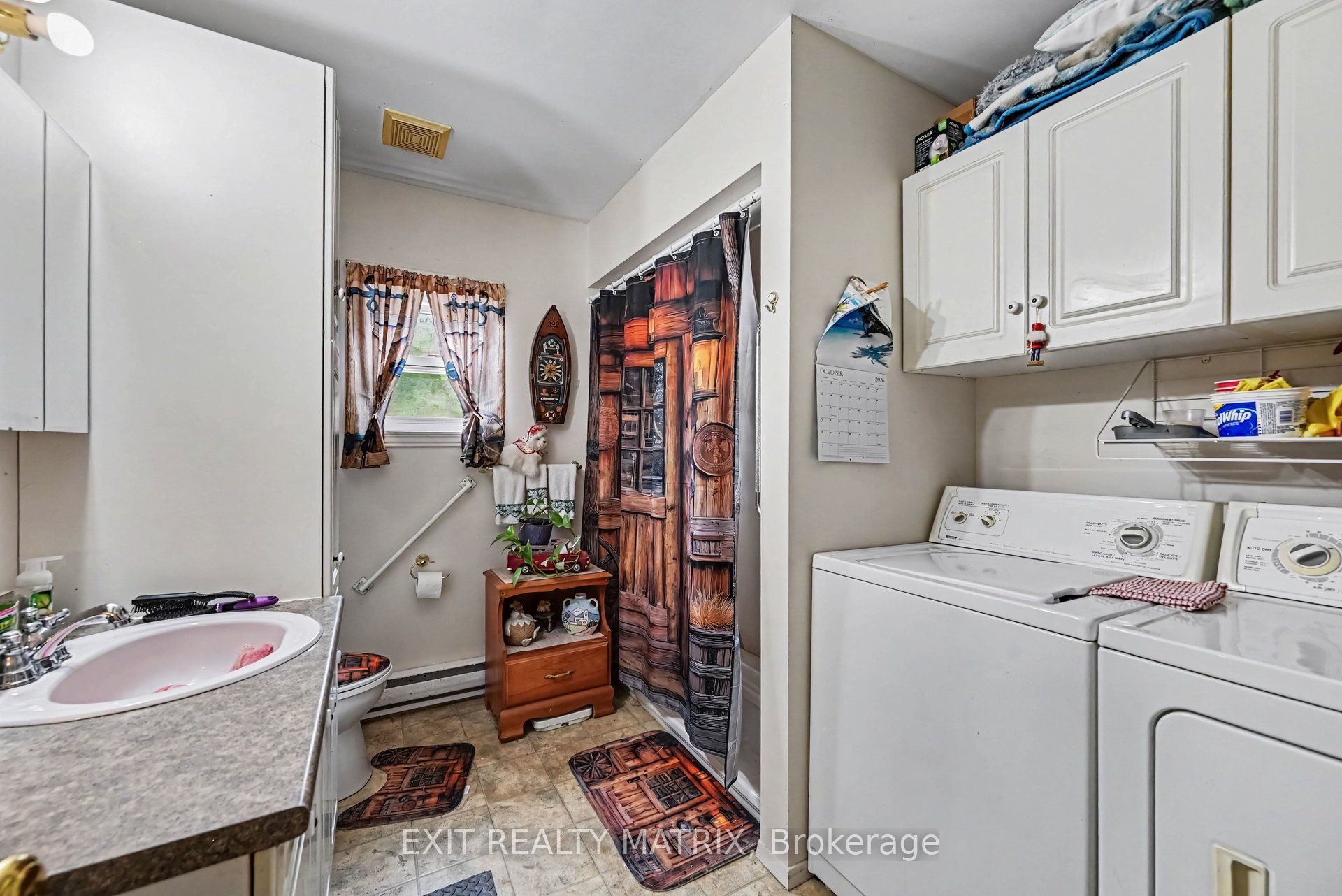 14 Gibson Lane Property Photo 16