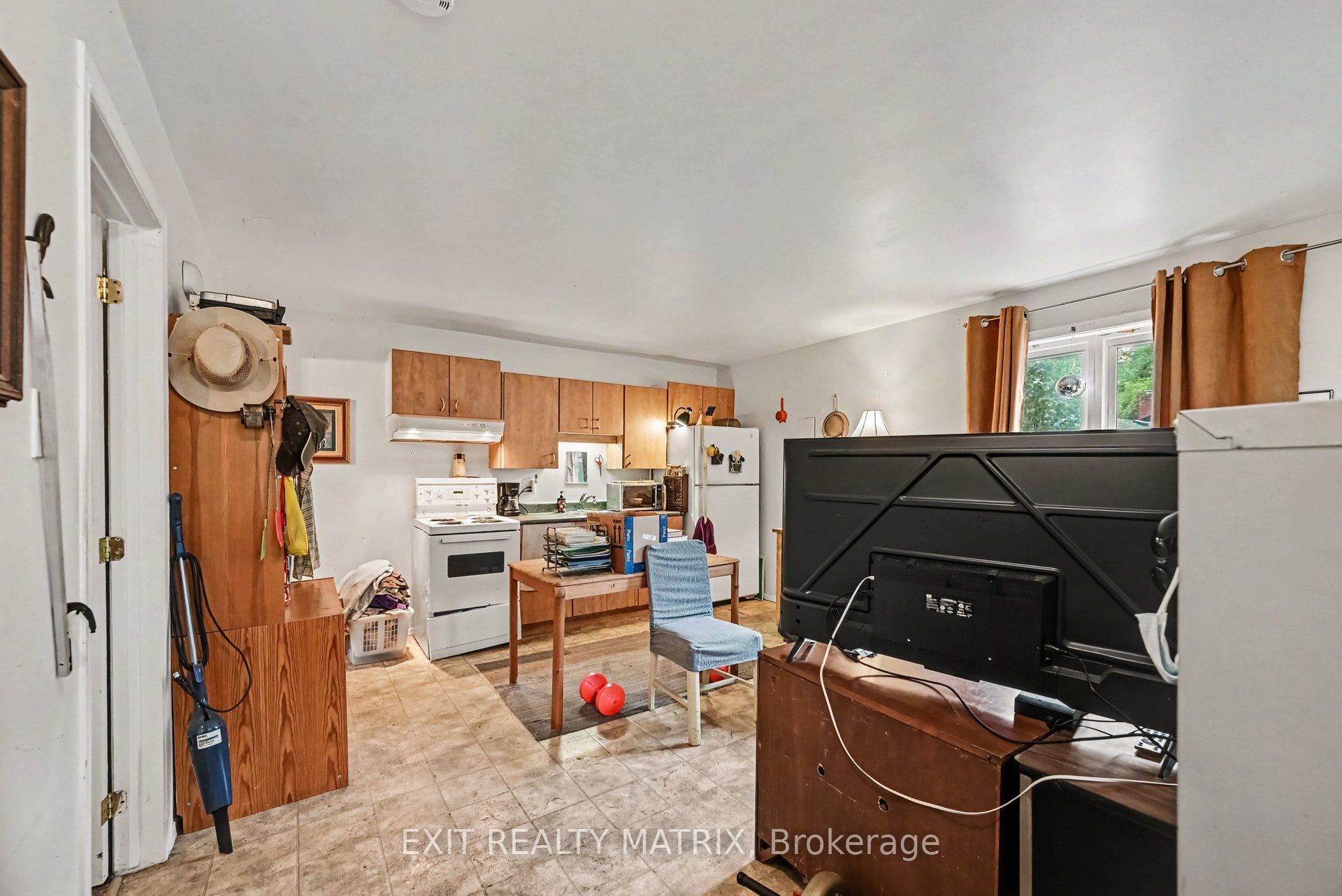 14 Gibson Lane Property Photo 22