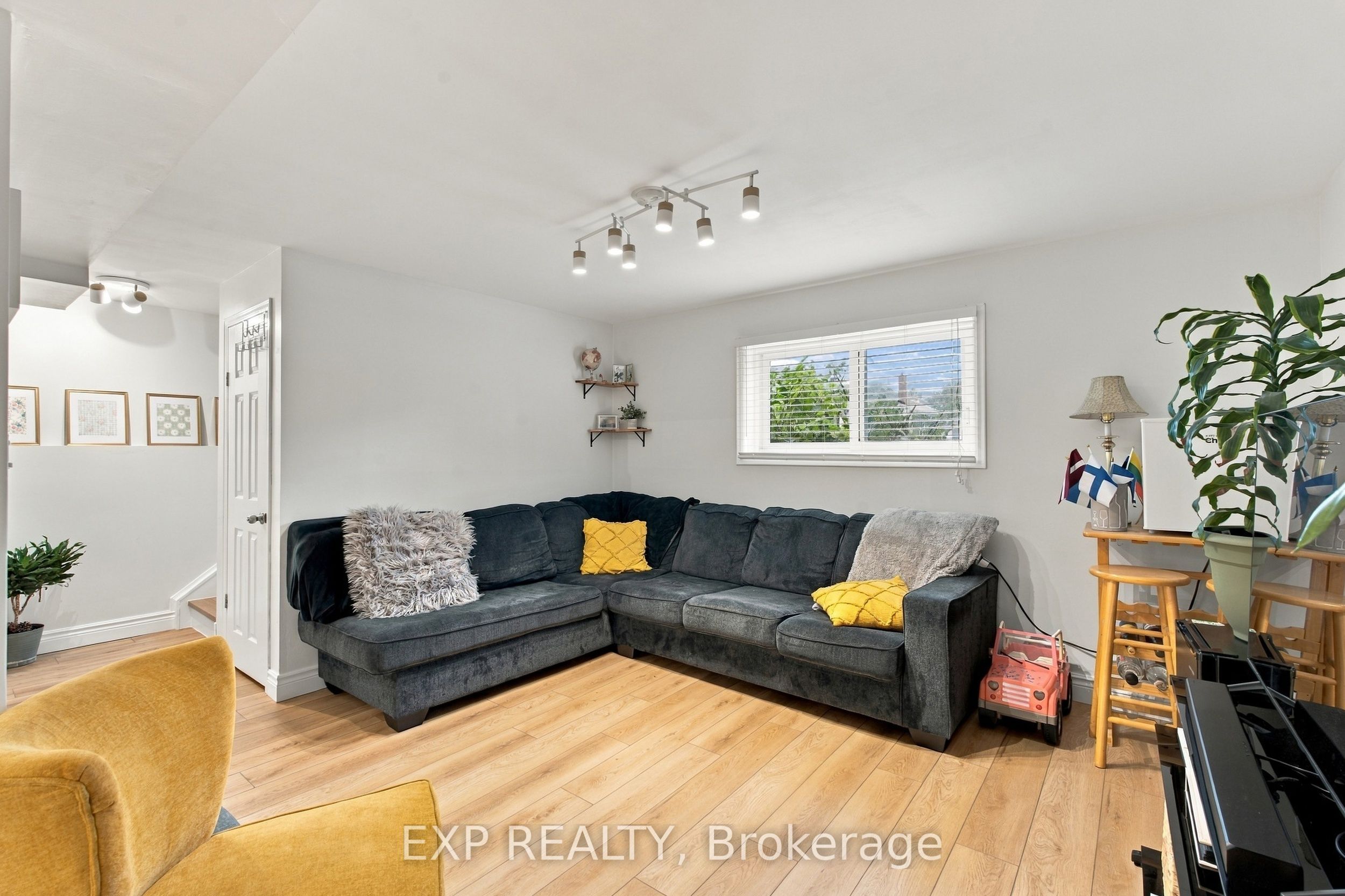 28 Maitland Street Property Photo 24