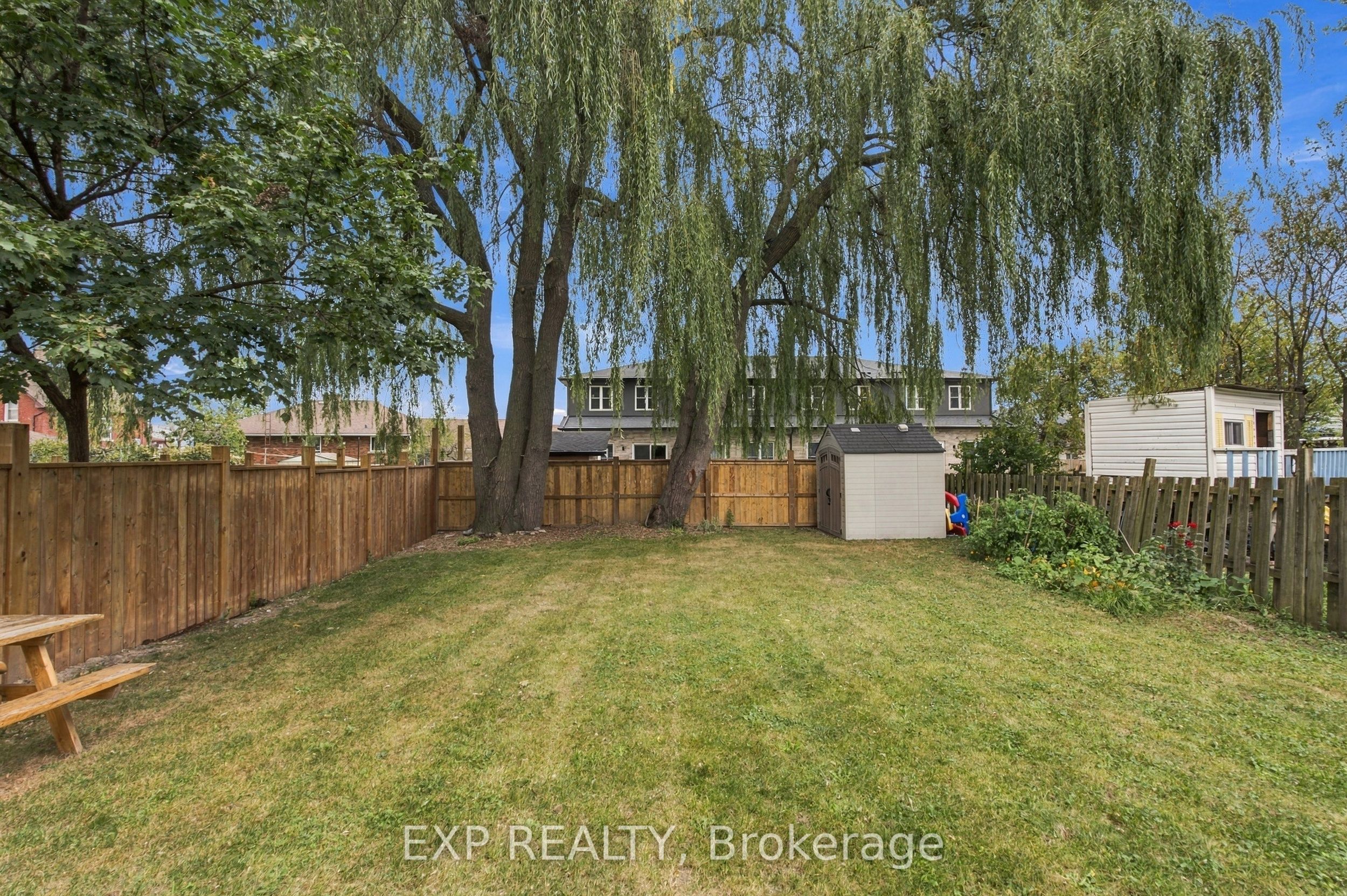 28 Maitland Street Property Photo 42